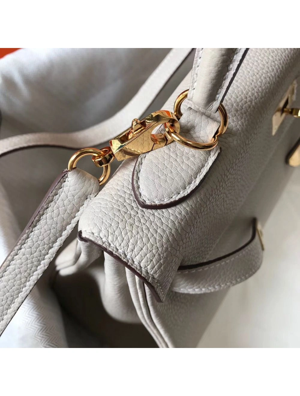 Hermes Kelly 32cm Bag In Pearl Grey Clemence Leather GHW