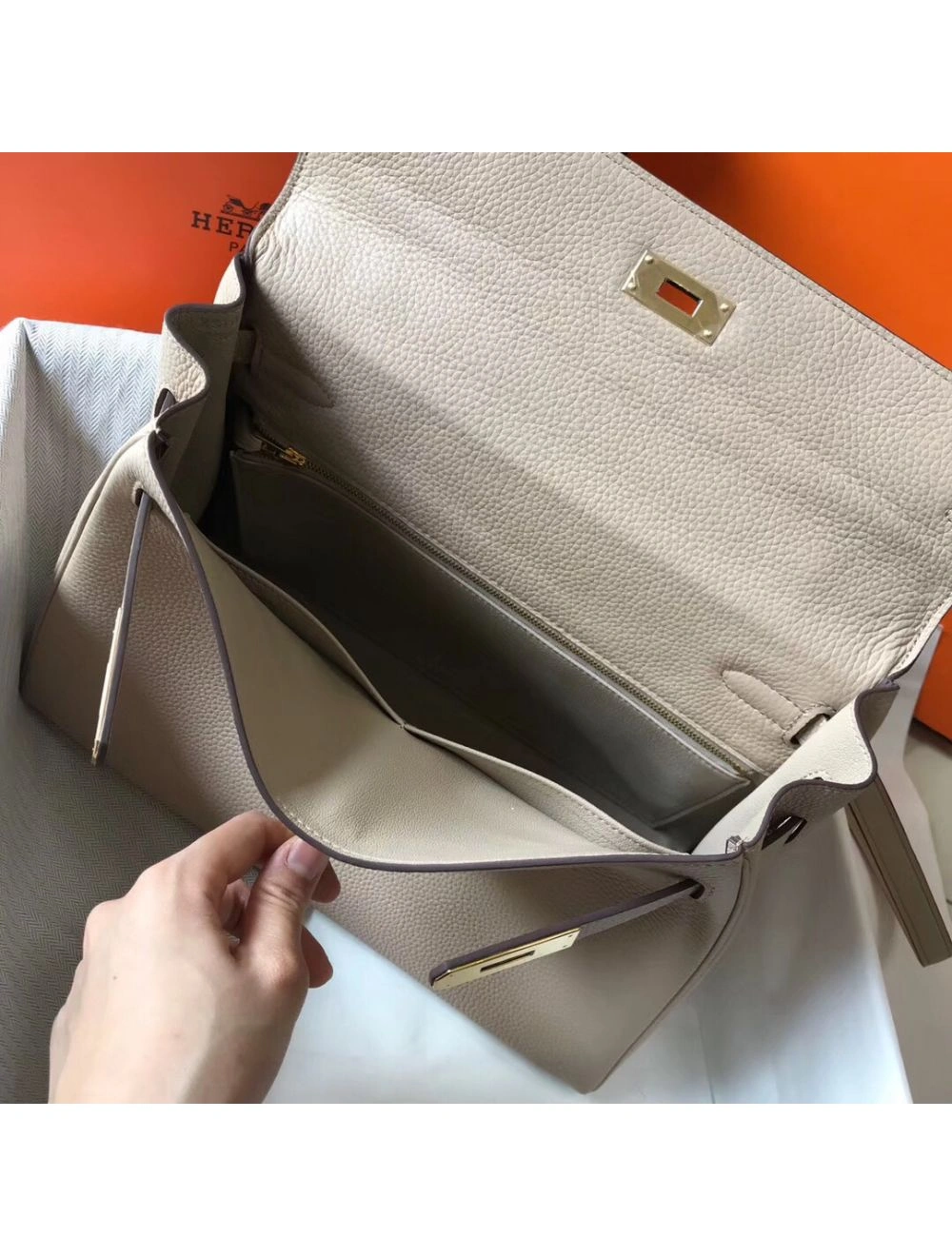 Hermes Kelly 32cm Bag In Trench Clemence Leather GHW