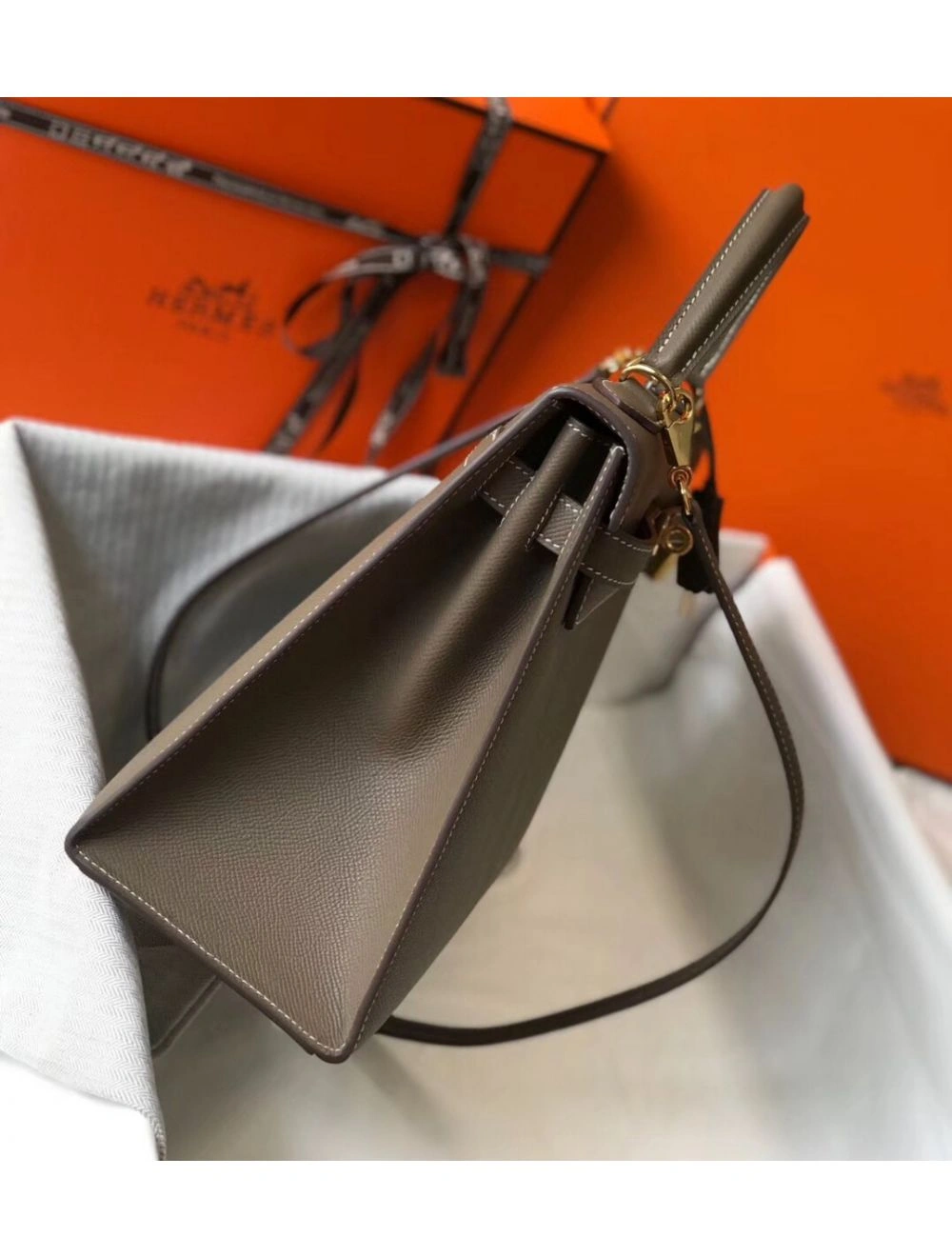 Hermes Kelly 32cm Bag In Tuape Grey Epsom Leather GHW