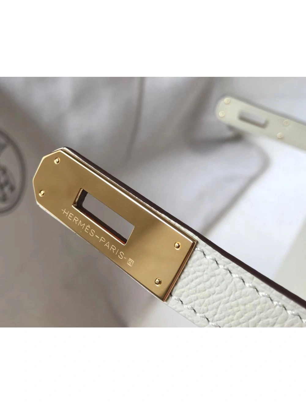 Hermes Kelly 32cm Bag In White Epsom Leather GHW