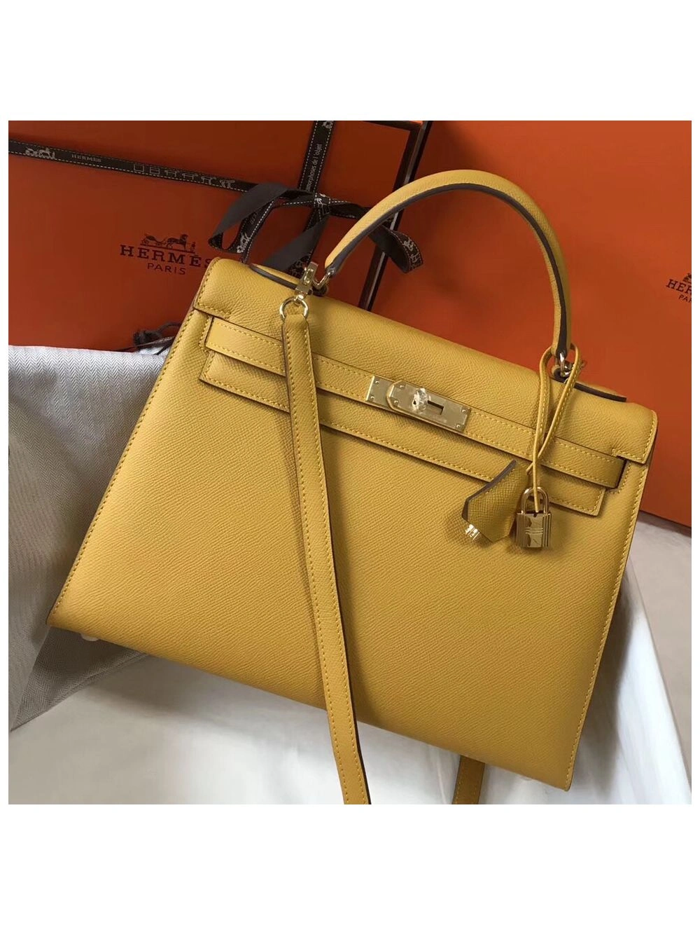 Hermes Kelly 32cm Bag In Yellow Epsom Leather GHW