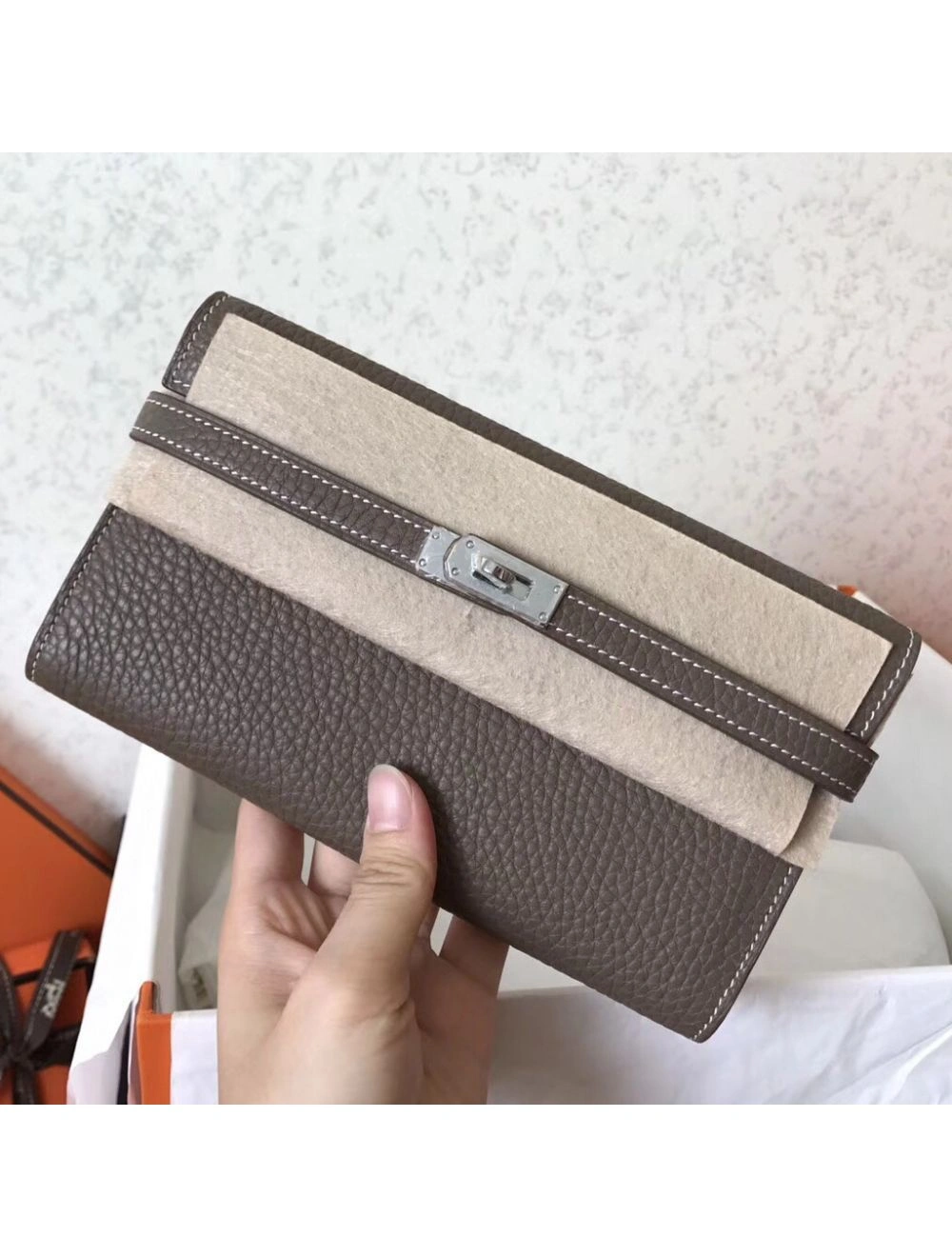 Hermes Kelly Classic Long Wallet In Etoupe Clemence Leather