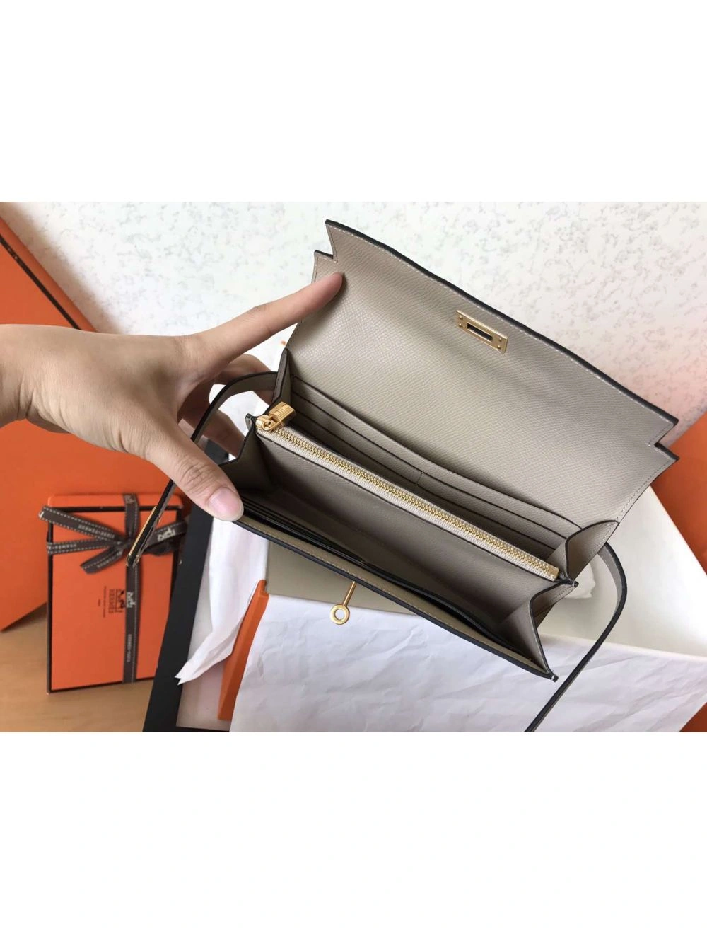 Hermes Kelly Classic Long Wallet In Grey Epsom Leather