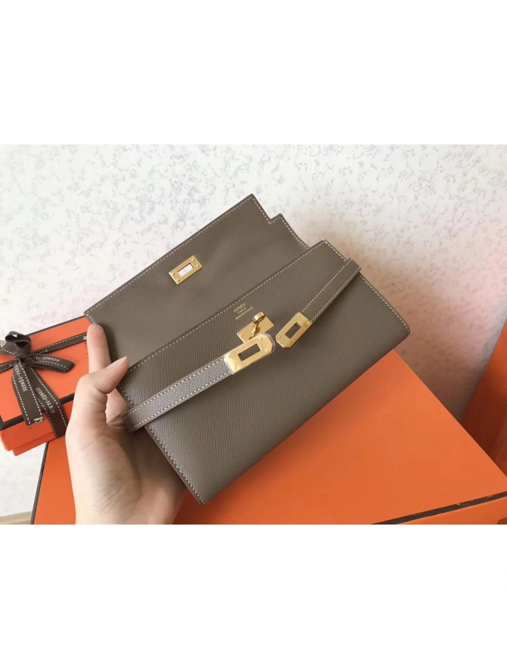 Hermes Kelly Classic Long Wallet In Taupe Epsom Leather