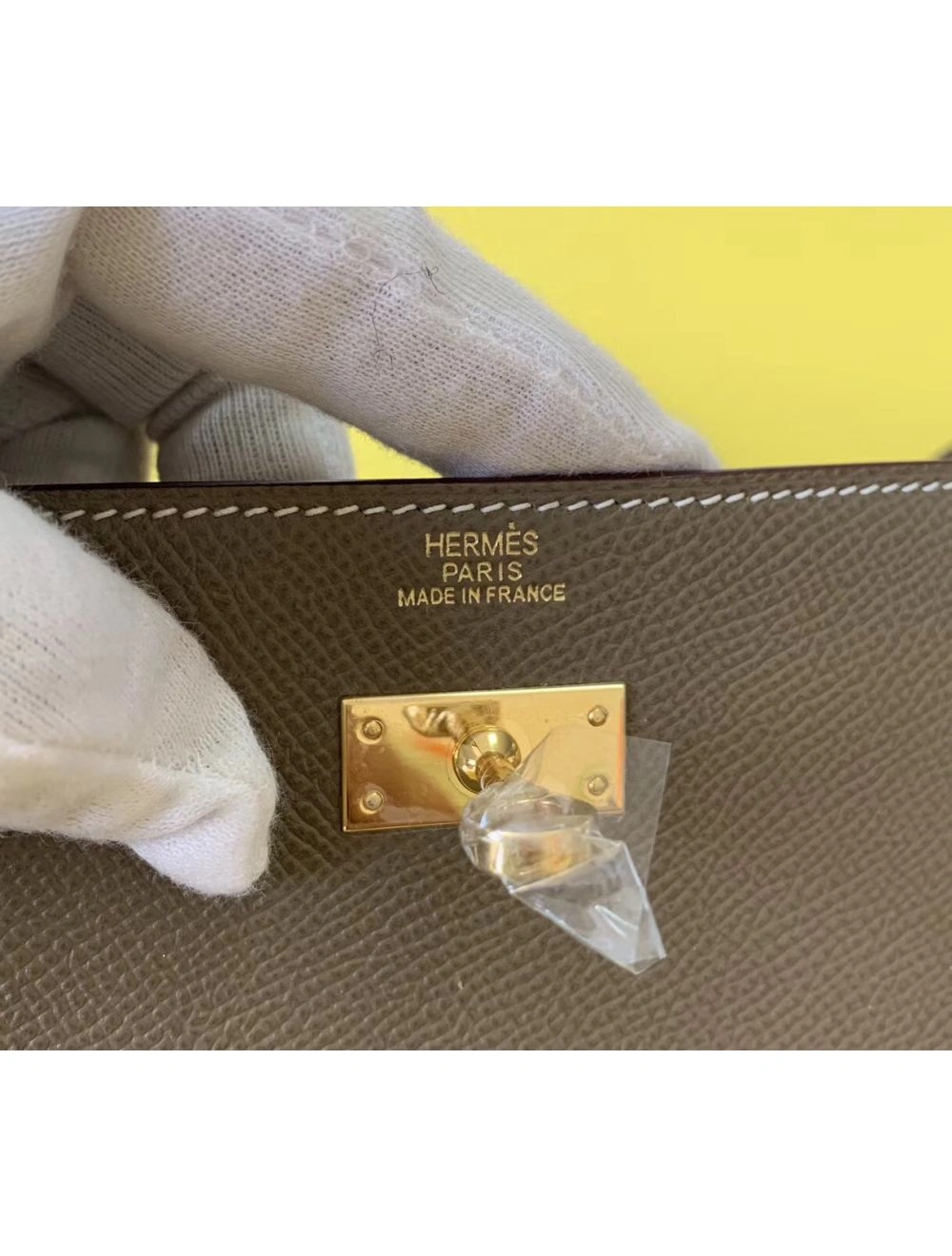 Hermes Kelly Classique To Go Wallet In Taupe Epsom Calfskin