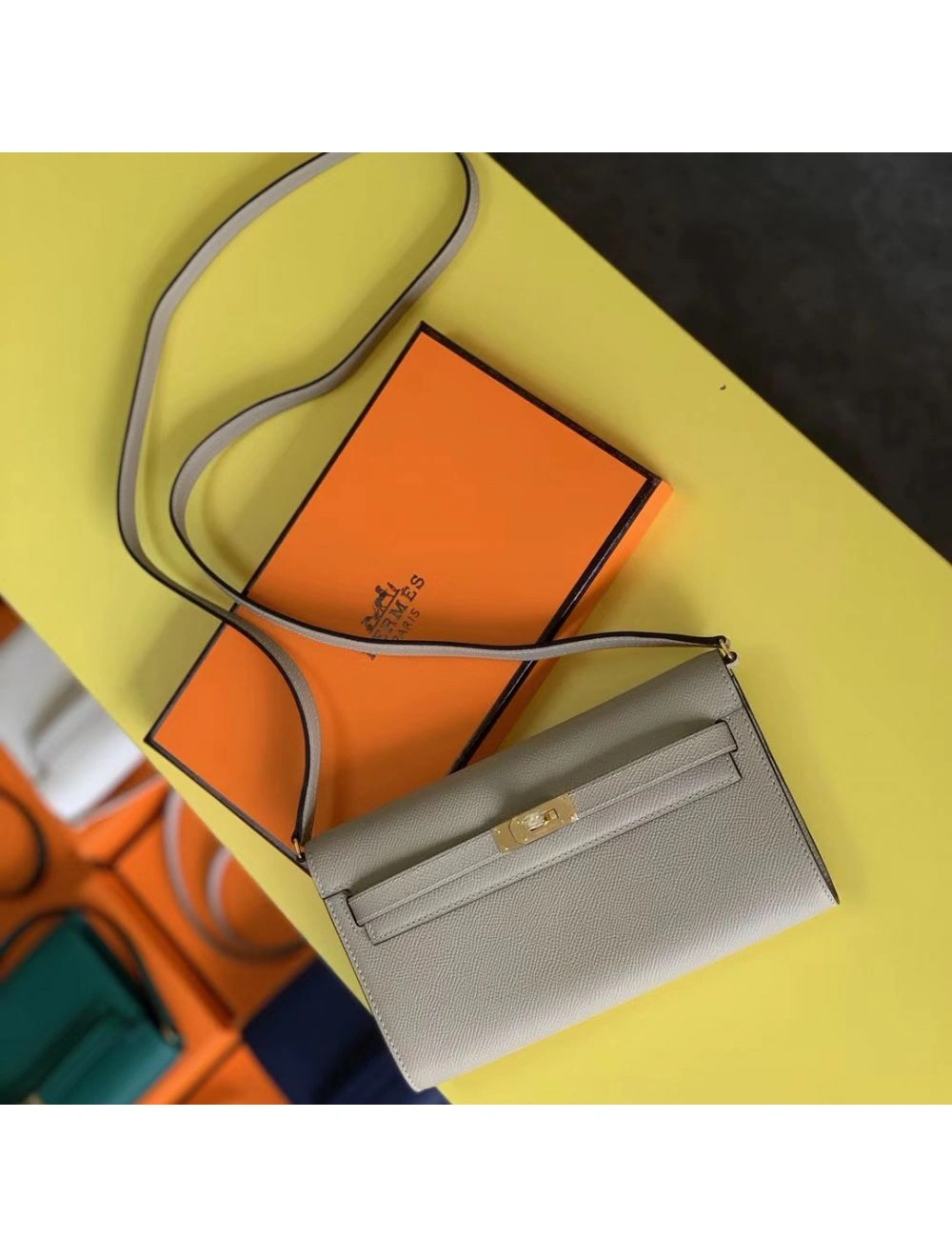 Hermes Kelly Classique To Go Wallet In Tourterelle Epsom Calfskin