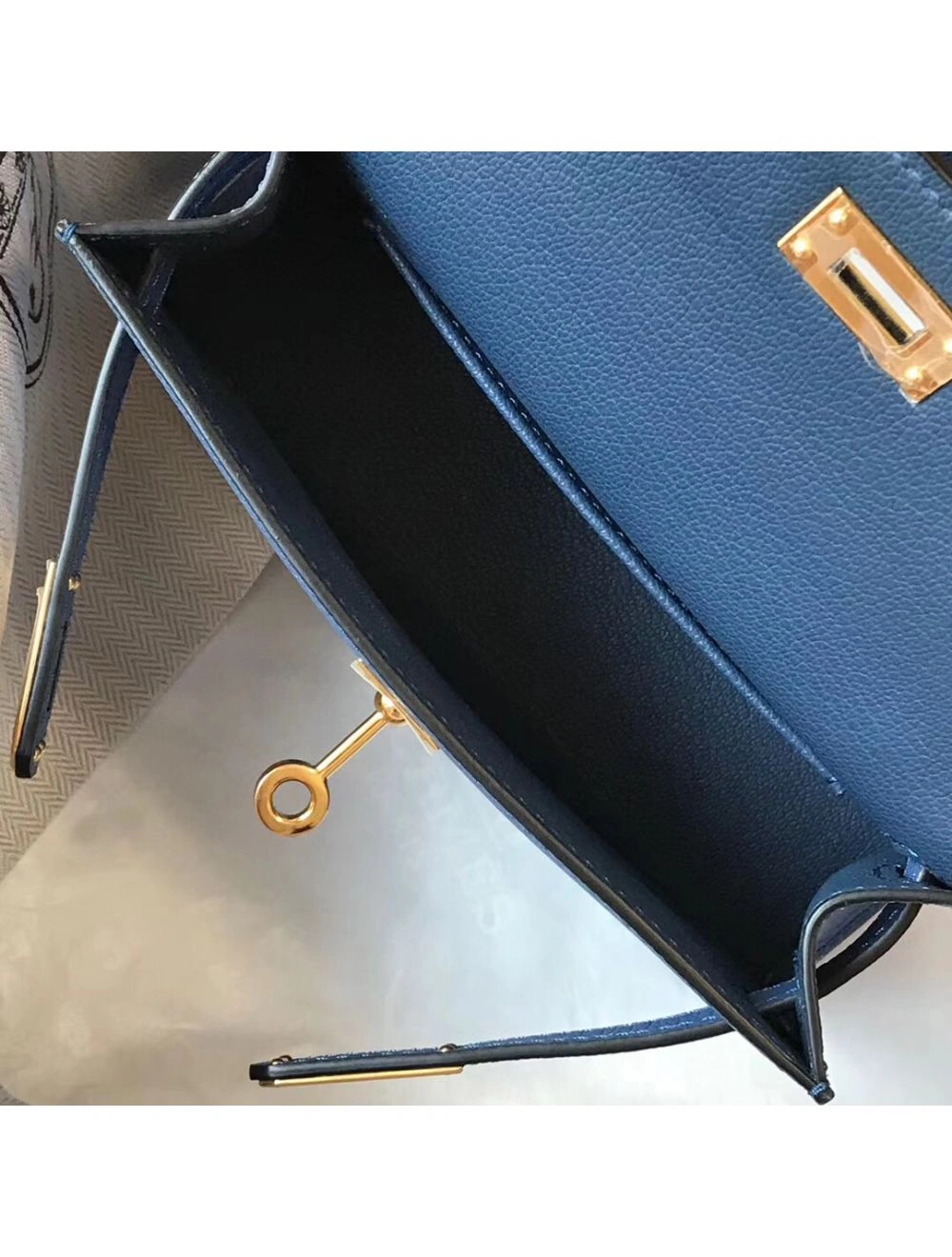 Hermes Kelly Mini II Bag In Blue Agate Epsom Leather GHW
