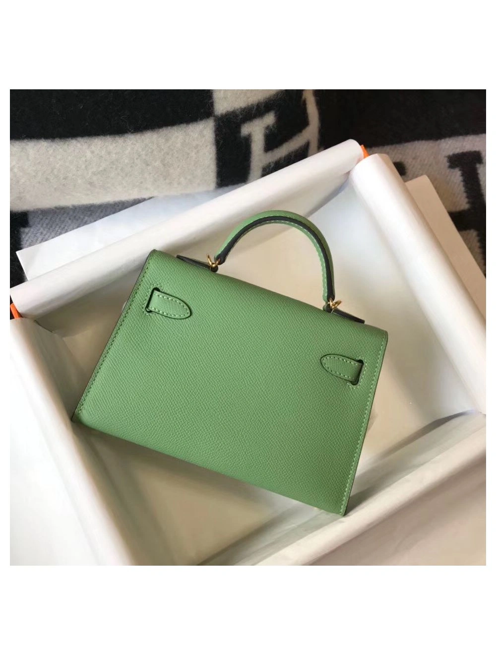 Hermes Kelly Mini II Bag In Vert Criquet Epsom Leather GHW