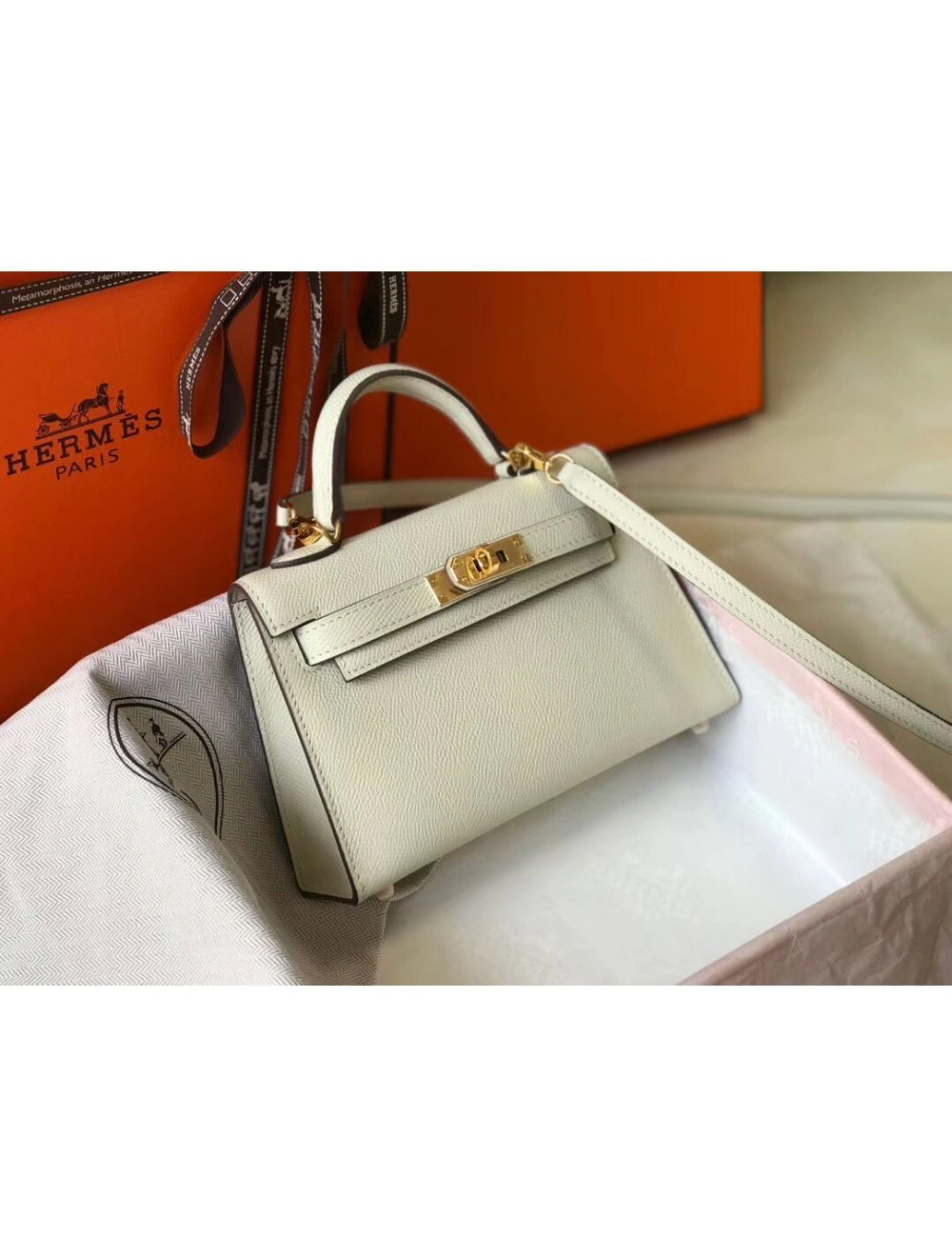 Hermes Kelly Mini II Bag In White Epsom Leather GHW