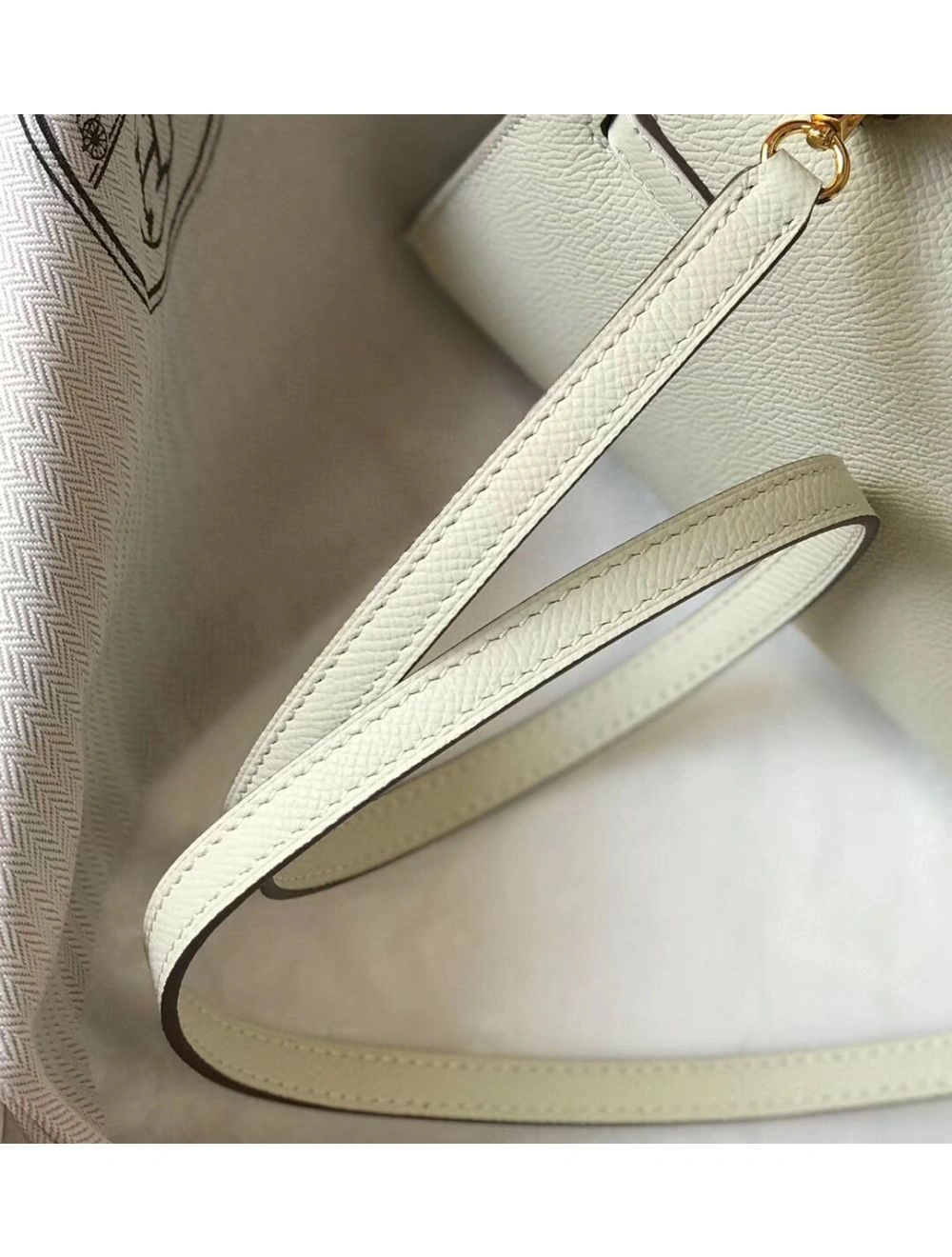 Hermes Kelly Mini II Bag In White Epsom Leather GHW