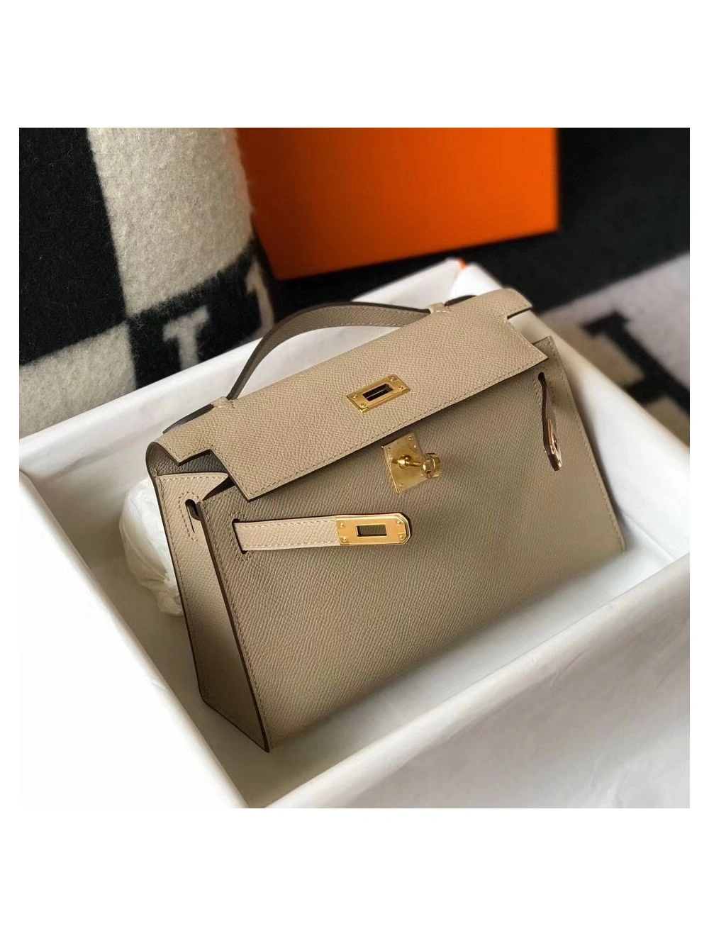 Hermes Kelly Pochette Bag In Gris Tourterelle Epsom Leather