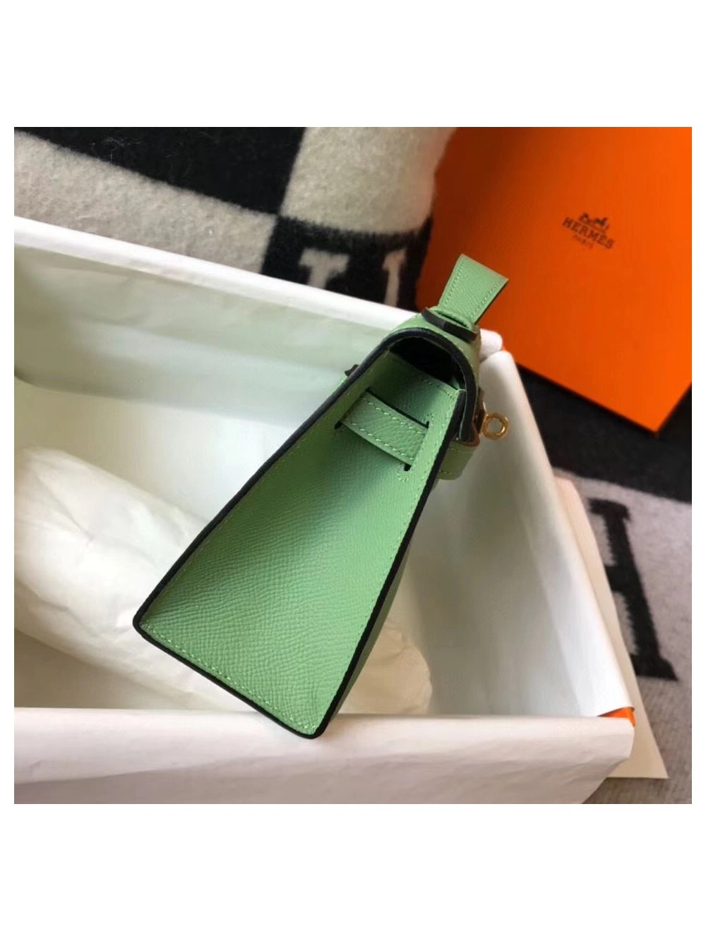 Hermes Kelly Pochette Bag In Vert Criquet Epsom Leather