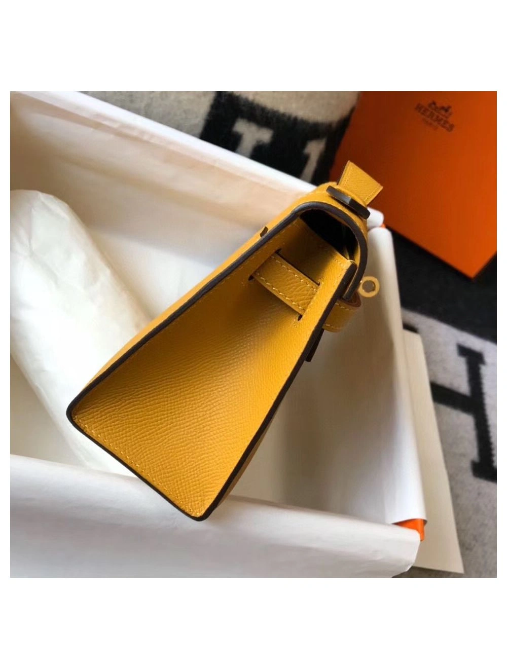 Hermes Kelly Pochette Bag In Yellow Epsom Leather