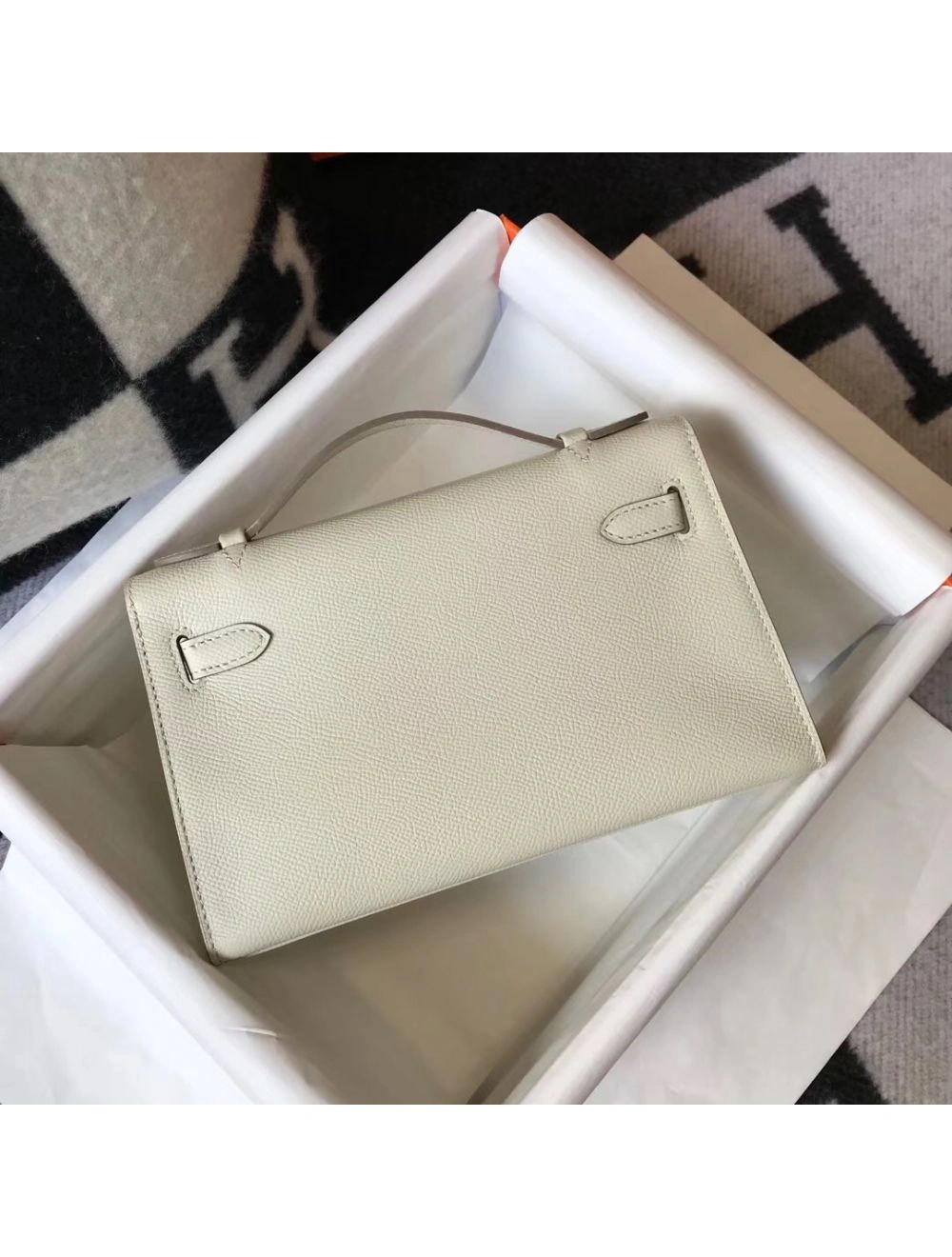 Hermes Kelly Pochette Bag In off-white Epsom Leather