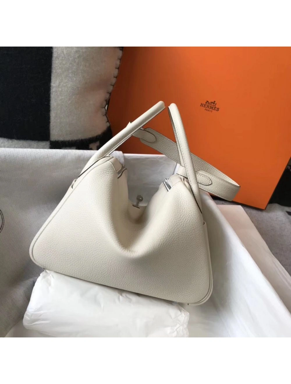 Hermes Lindy 26cm Bag In Beton Clemence Leather PHW