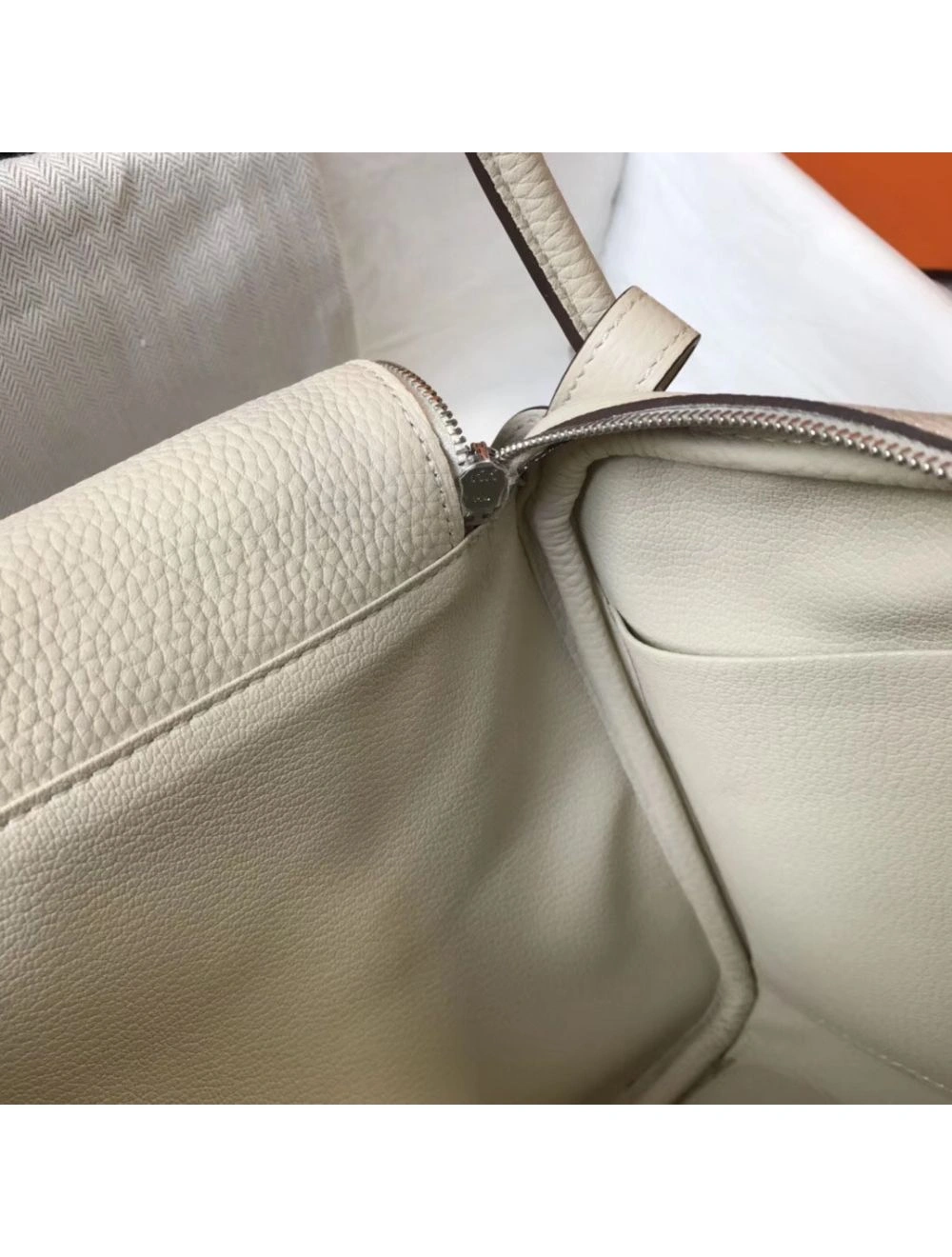 Hermes Lindy 26cm Bag In Beton Clemence Leather PHW