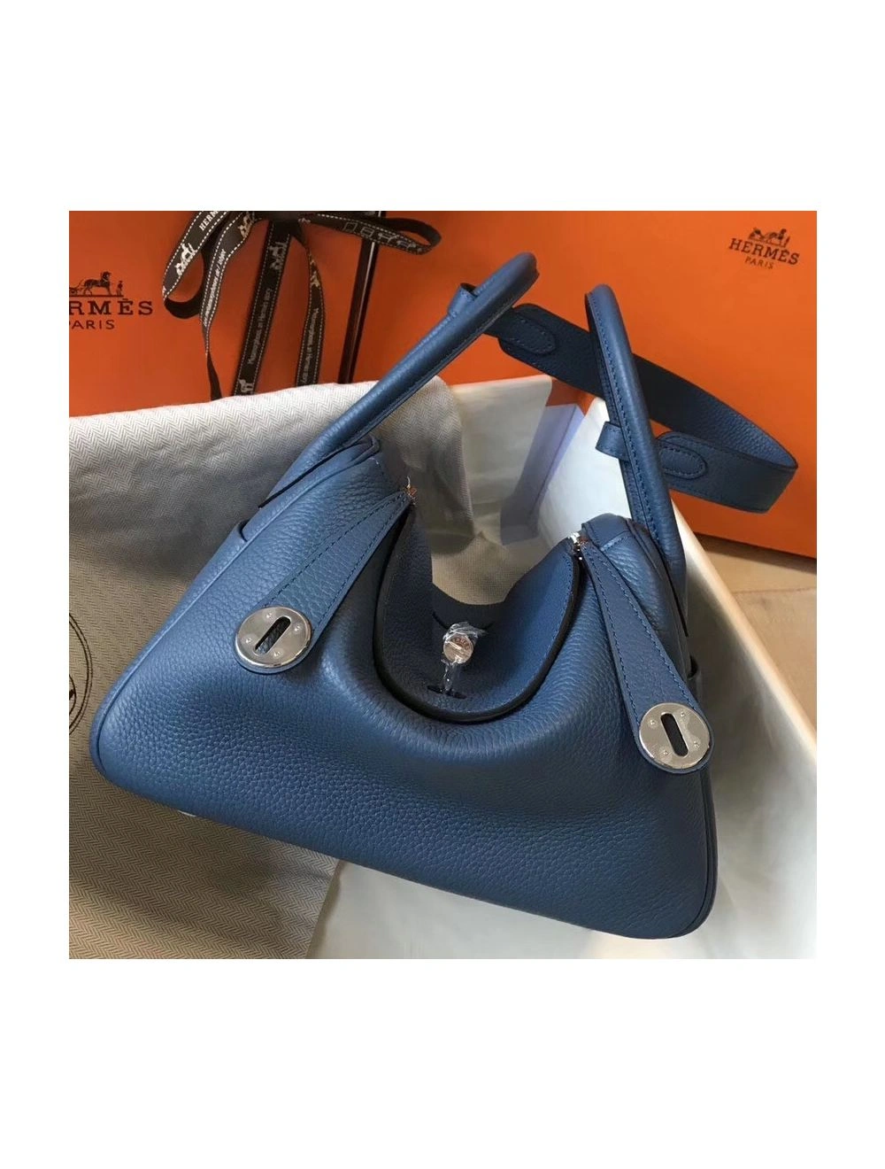 Hermes Lindy 26cm Bag In Blue Agate Clemence Leather PHW