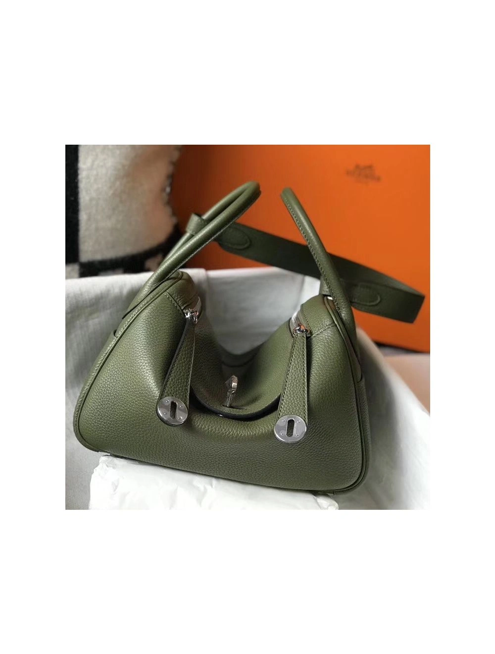 Hermes Lindy 26cm Bag In Canopee Clemence Leather PHW