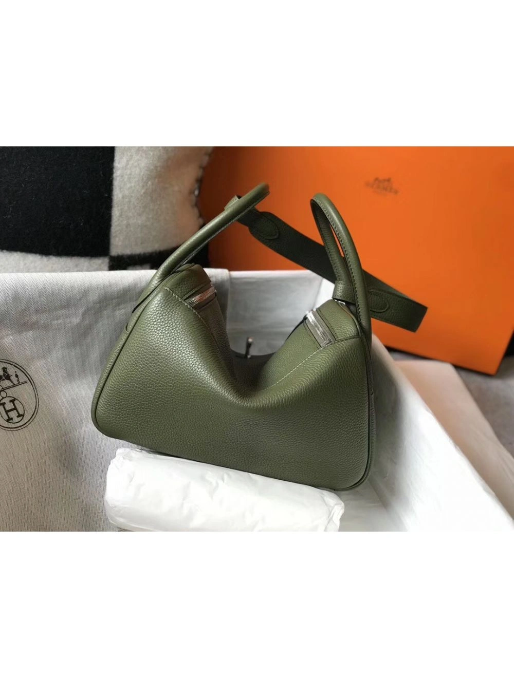 Hermes Lindy 26cm Bag In Canopee Clemence Leather PHW