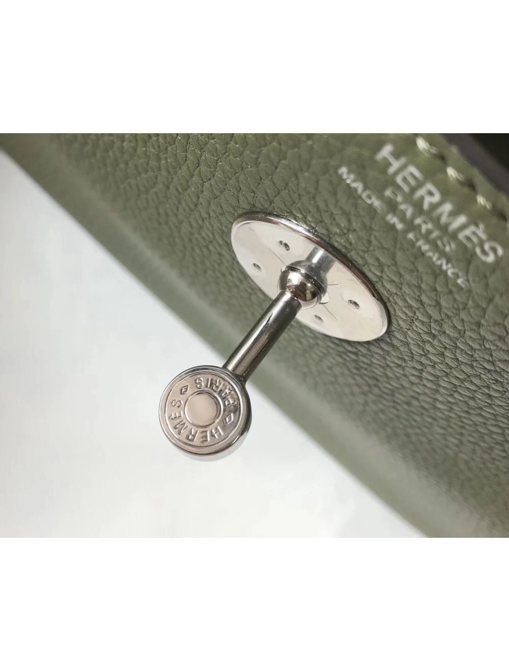 Hermes Lindy 26cm Bag In Canopee Clemence Leather PHW