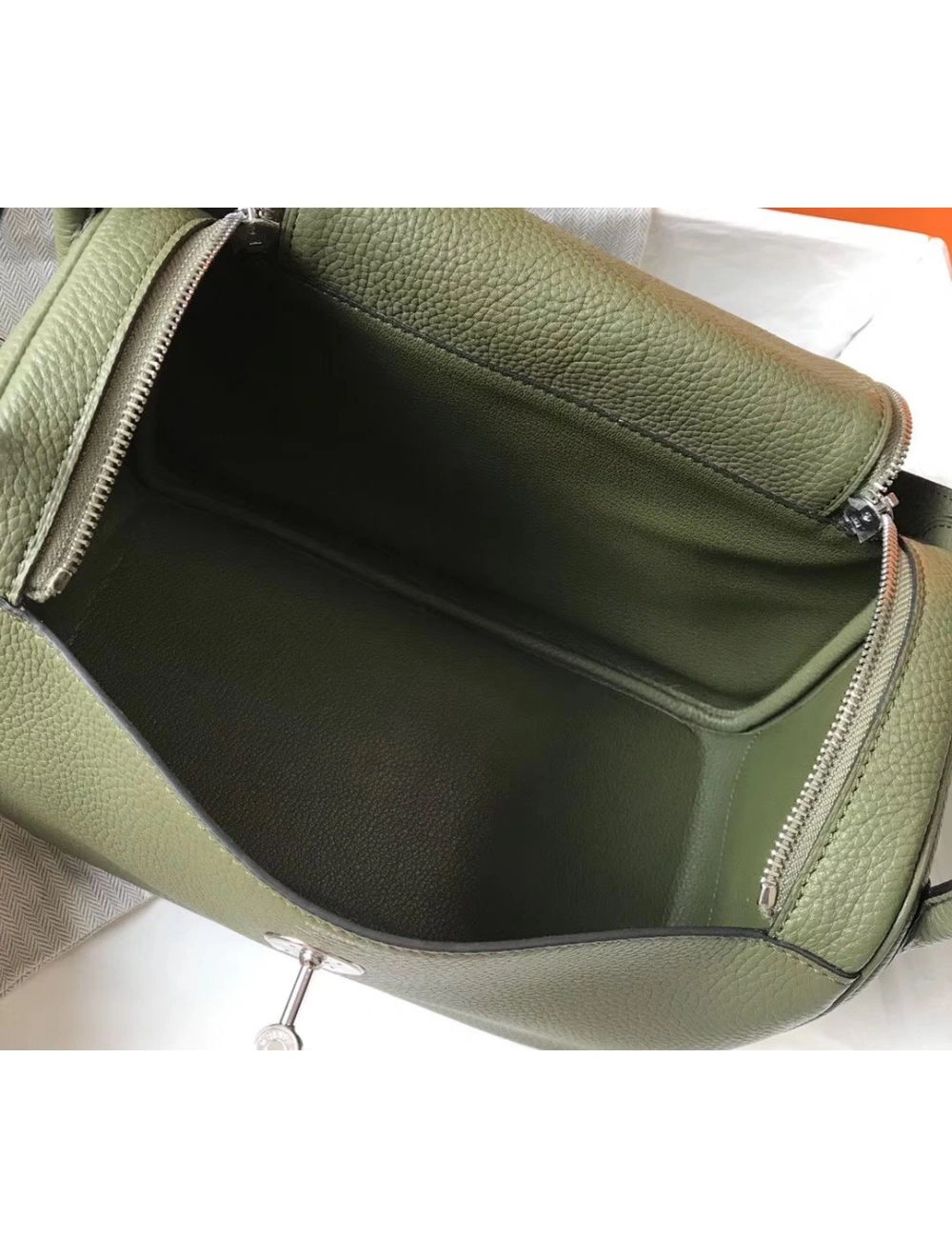 Hermes Lindy 26cm Bag In Canopee Clemence Leather PHW