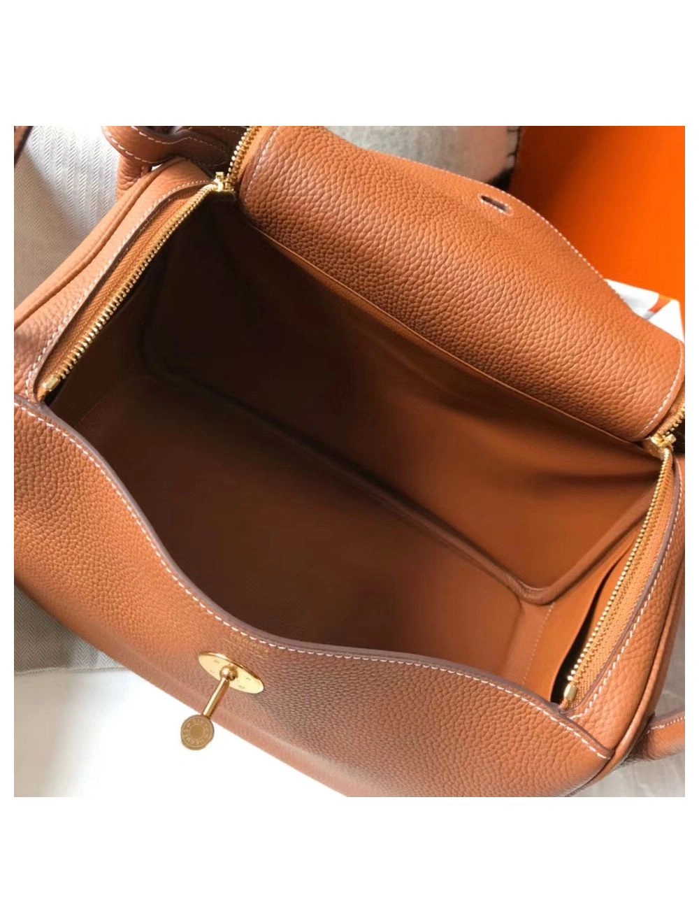 Hermes Lindy 26cm Bag In Gold Clemence Leather GHW