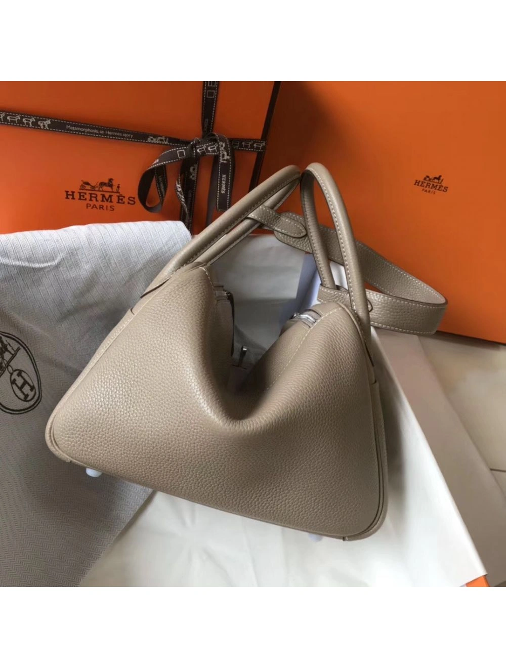 Hermes Lindy 26cm Bag In Gris Tourterelle Clemence Leather PHW