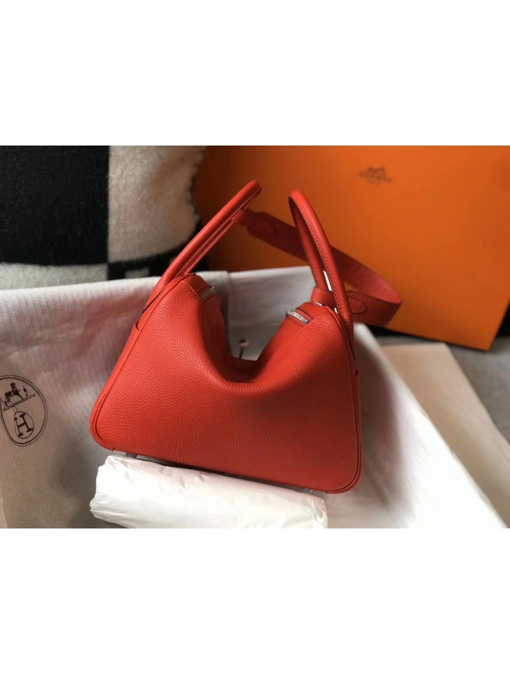 Hermes Lindy 26cm Bag In Red Clemence Leather PHW