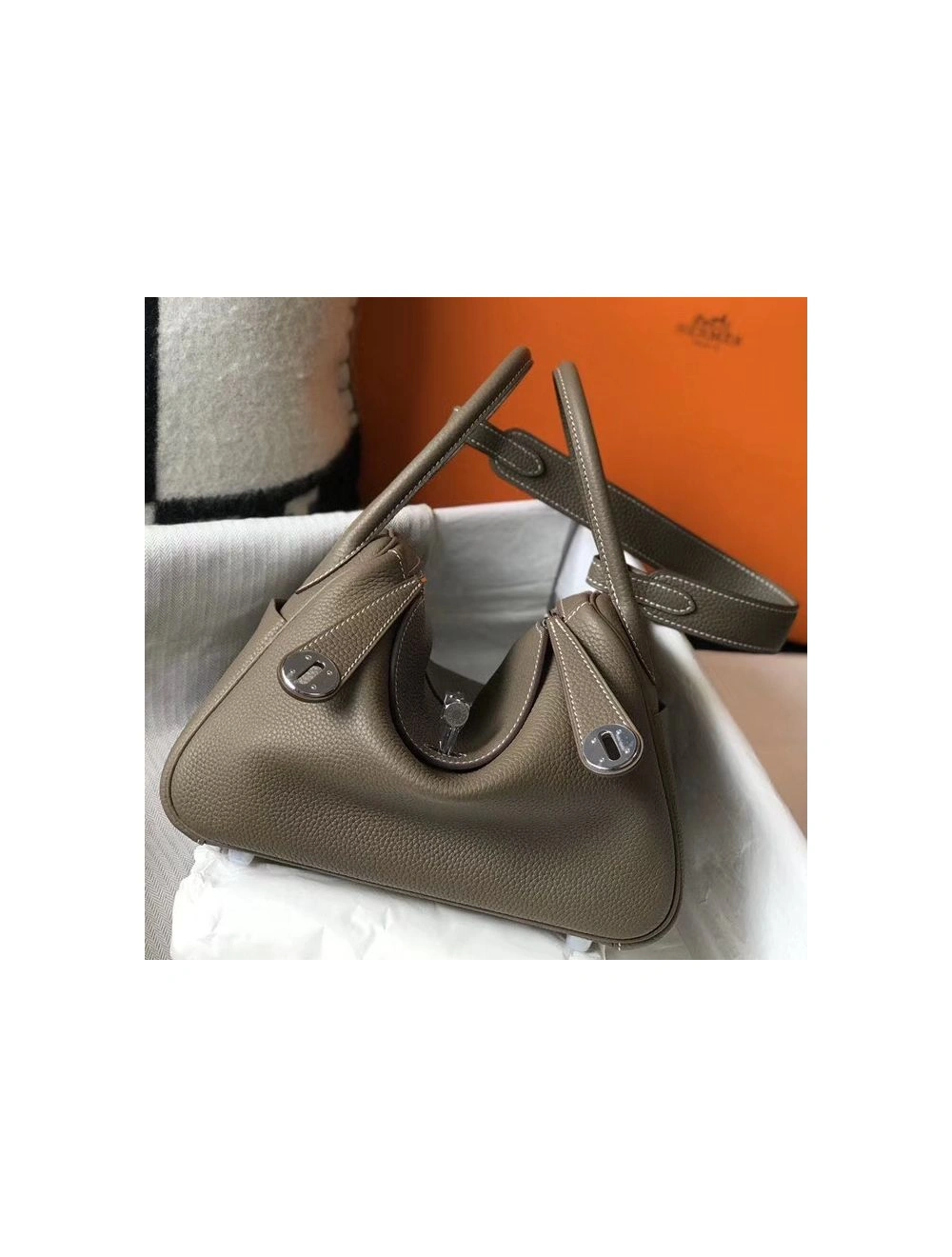 Hermes Lindy 26cm Bag In Taupe Grey Clemence Leather
