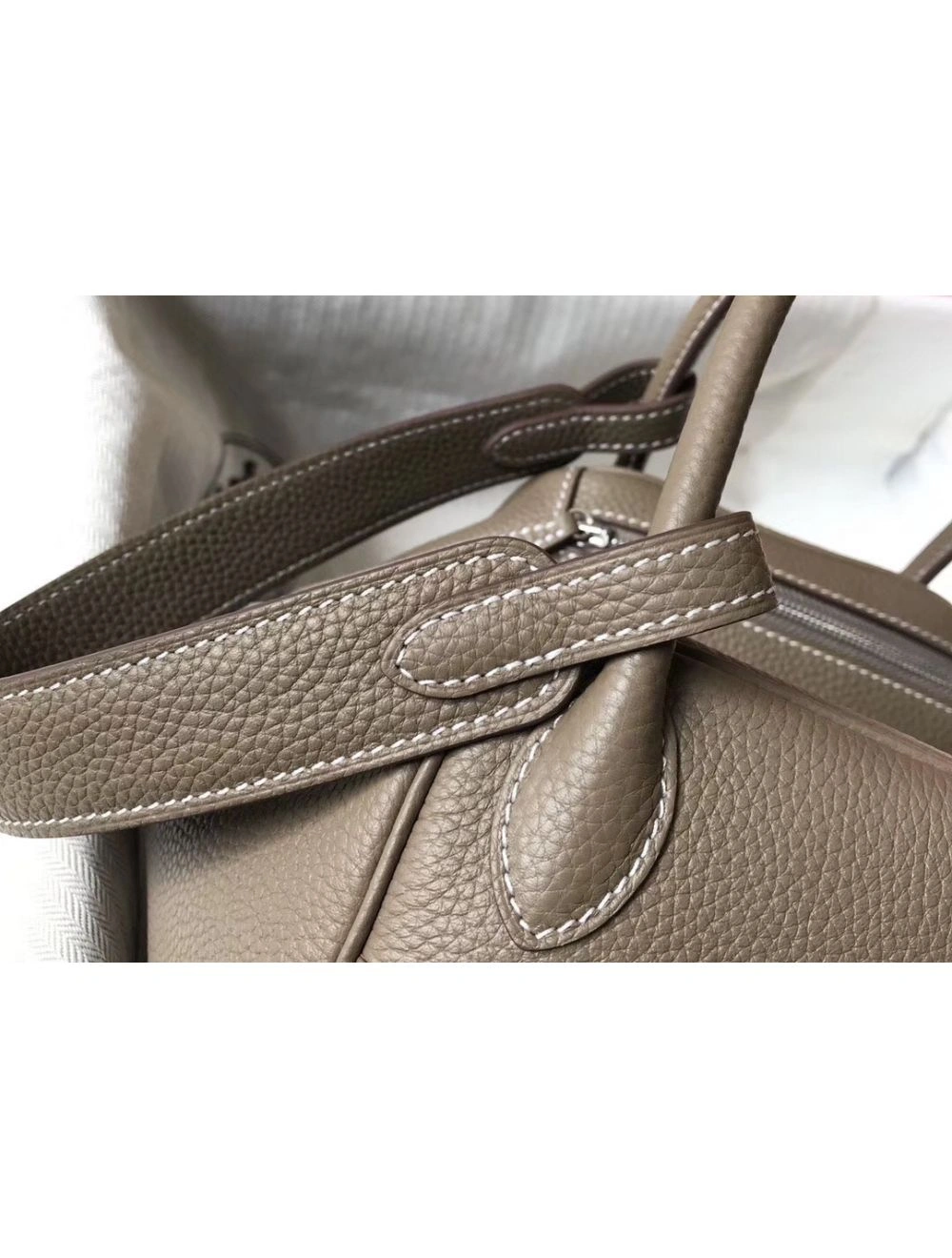 Hermes Lindy 26cm Bag In Taupe Grey Clemence Leather