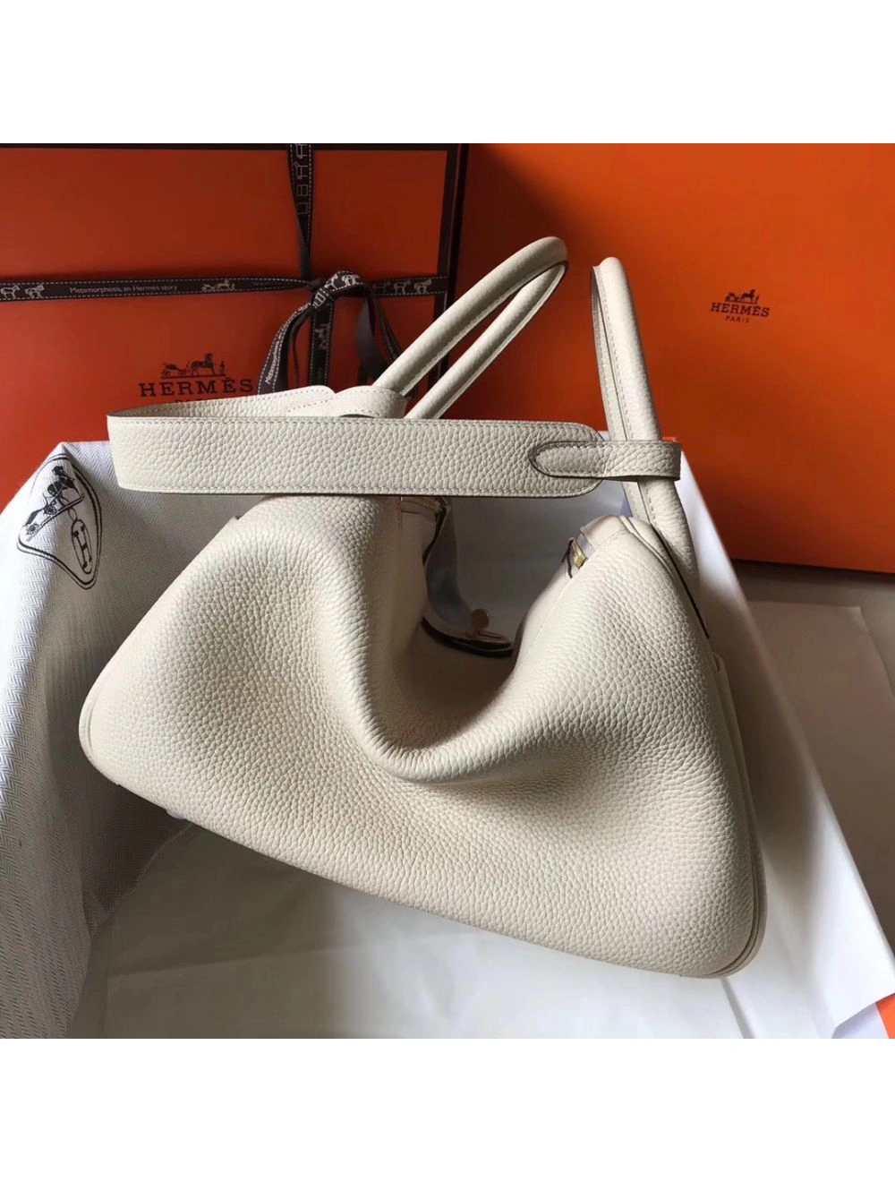 Hermes Lindy 30cm Bag In Beton Clemence Leather GHW