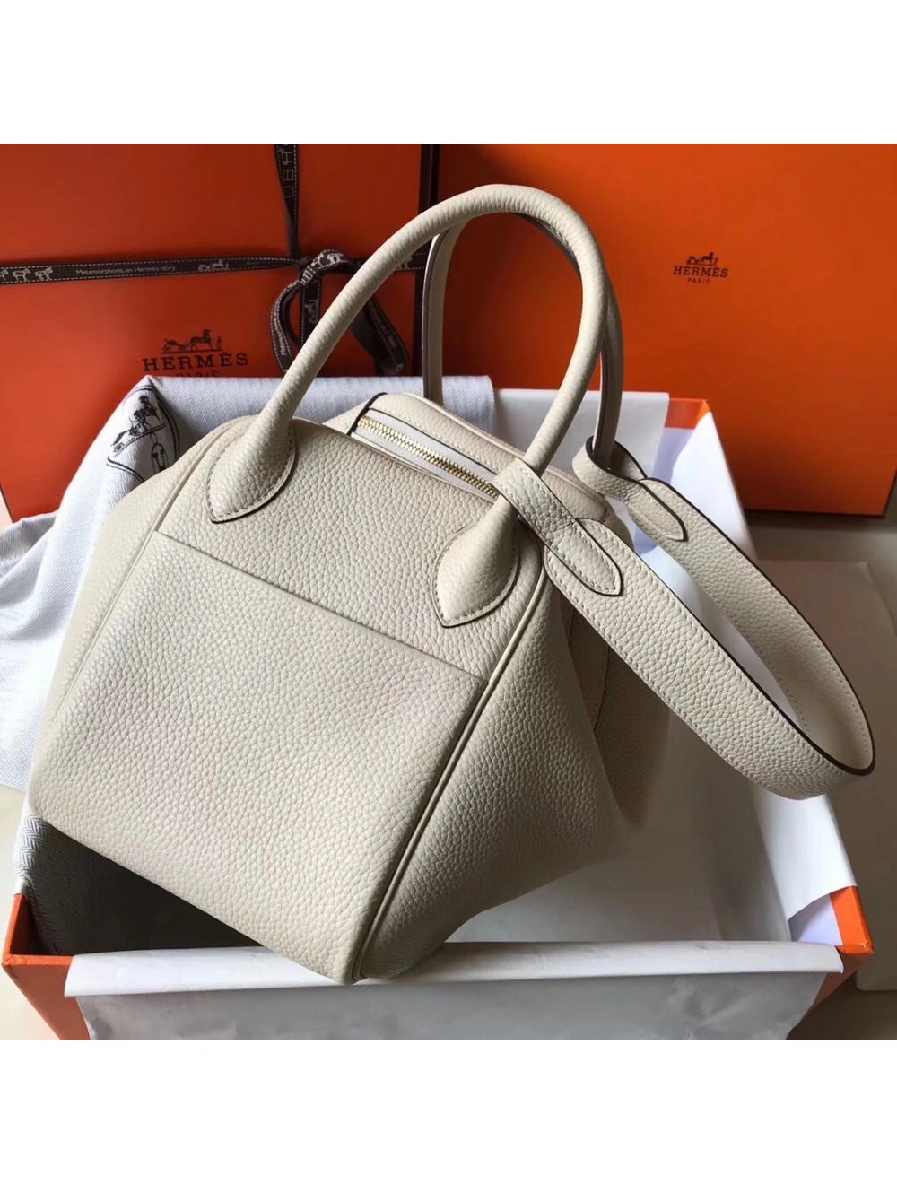 Hermes Lindy 30cm Bag In Beton Clemence Leather GHW