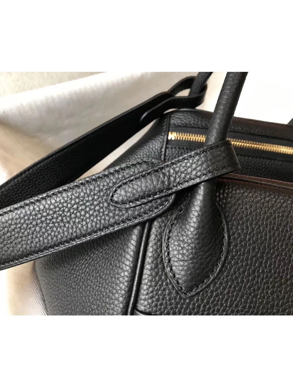Hermes Lindy 30cm Bag In Black Clemence Leather GHW