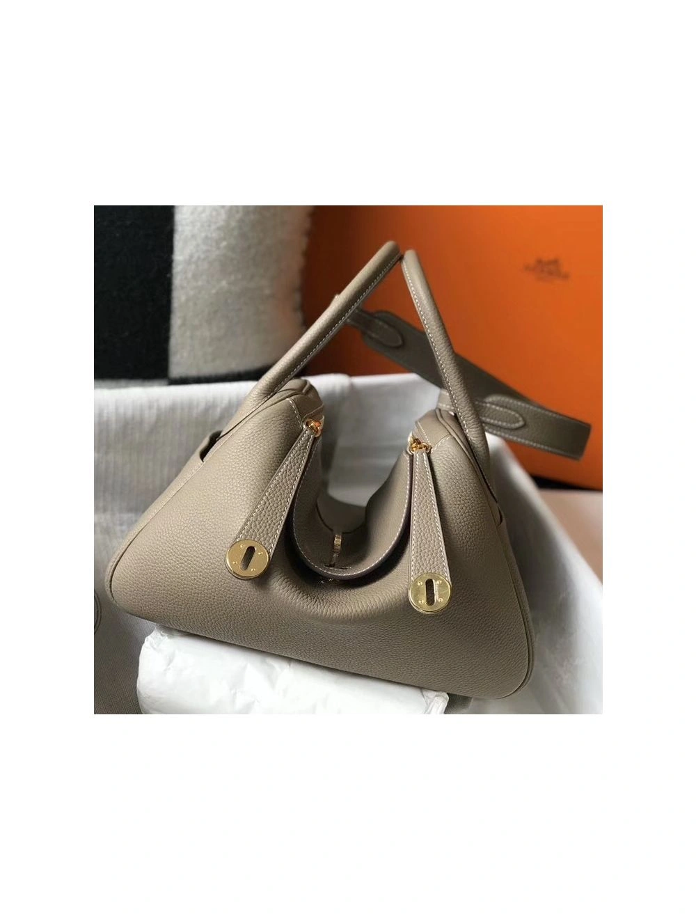 Hermes Lindy 30cm Bag In Gris Tourterelle Clemence Leather GHW