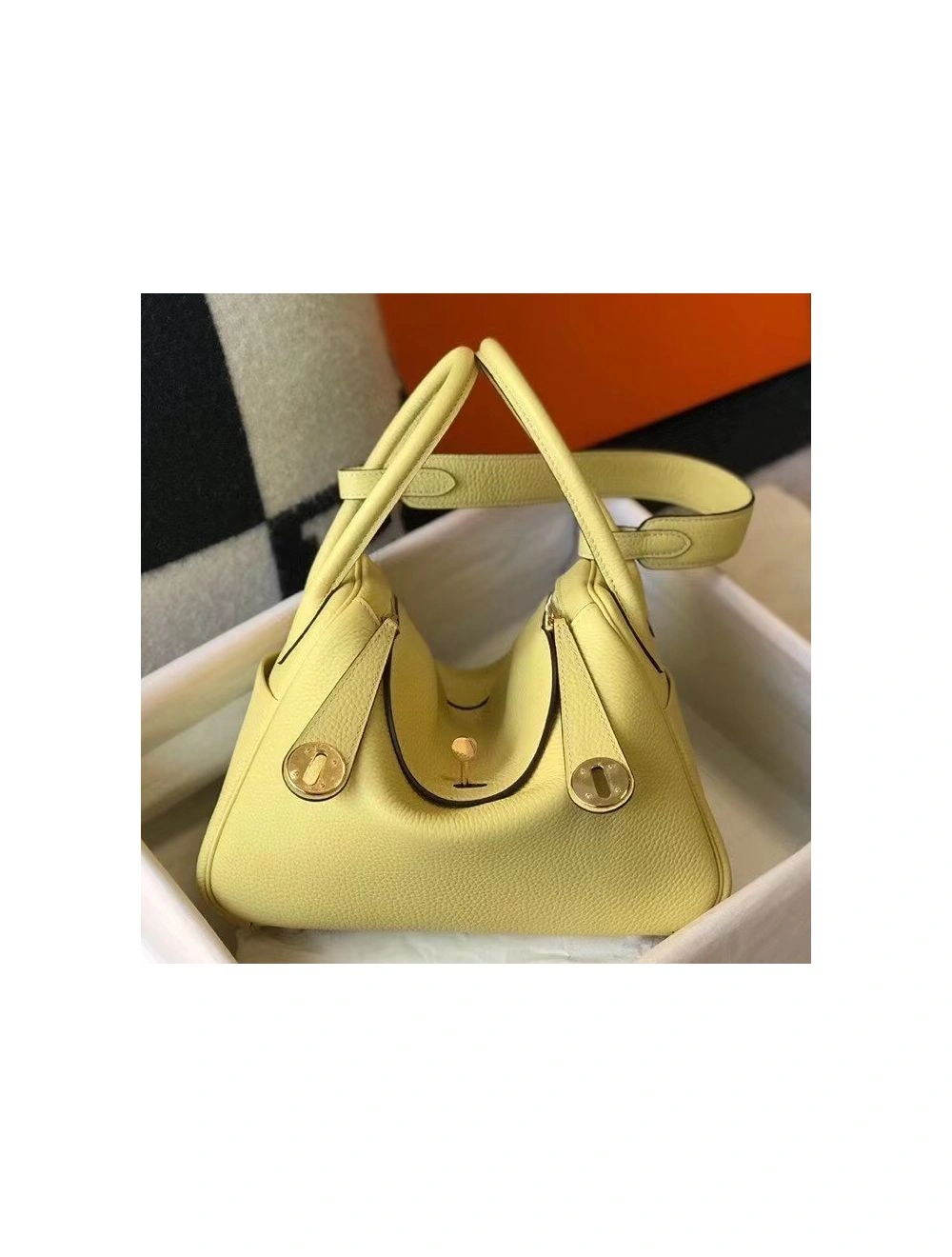 Hermes Lindy 30cm Bag In Jaune Poussin Clemence Leather GHW