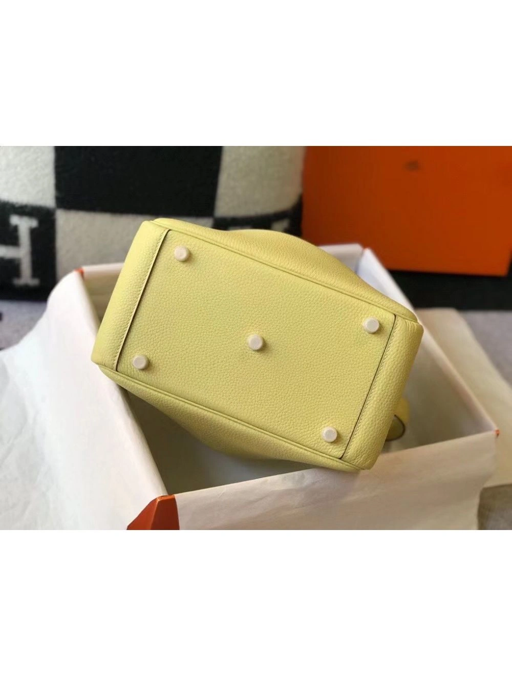 Hermes Lindy 30cm Bag In Jaune Poussin Clemence Leather GHW