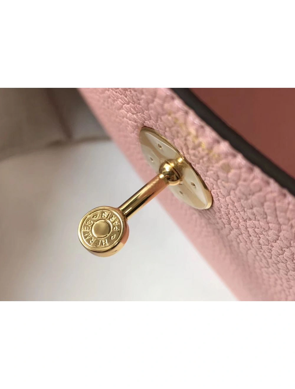 Hermes Lindy 30cm Bag In Pink Clemence Leather GHW