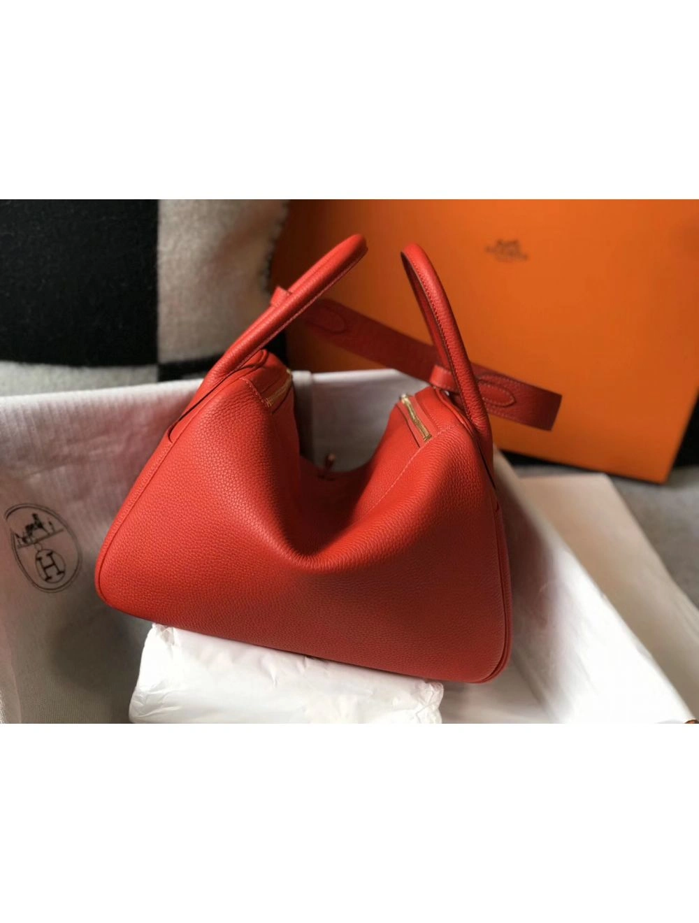 Hermes Lindy 30cm Bag In Red Clemence Leather GHW