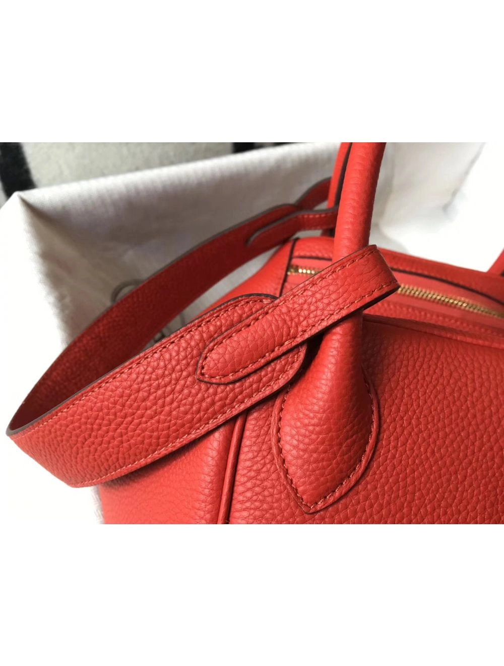 Hermes Lindy 30cm Bag In Red Clemence Leather GHW