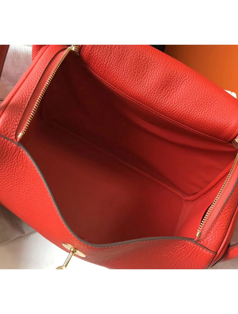 Hermes Lindy 30cm Bag In Red Clemence Leather GHW