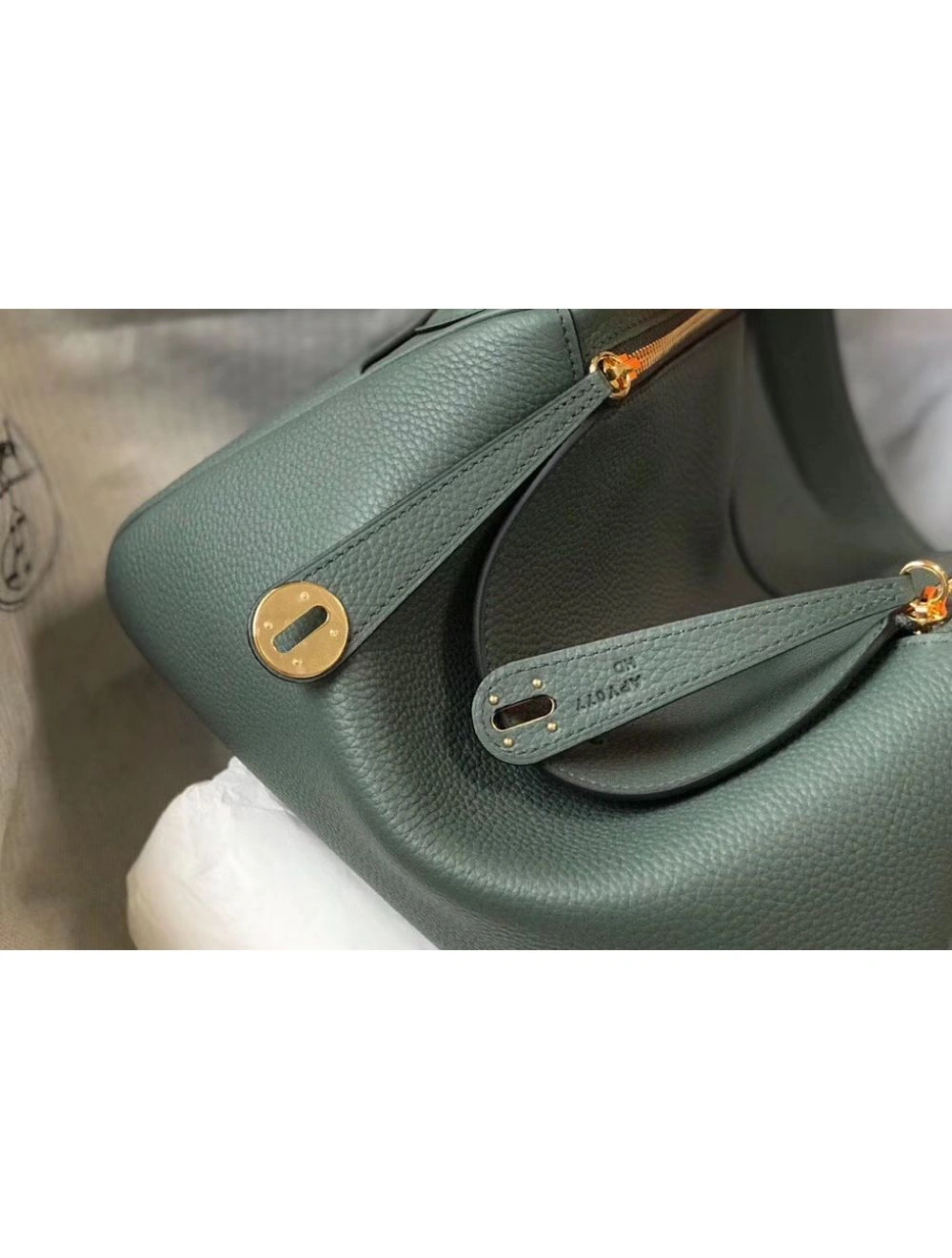 Hermes Lindy 30cm Bag In Vert Amande Clemence Leather GHW