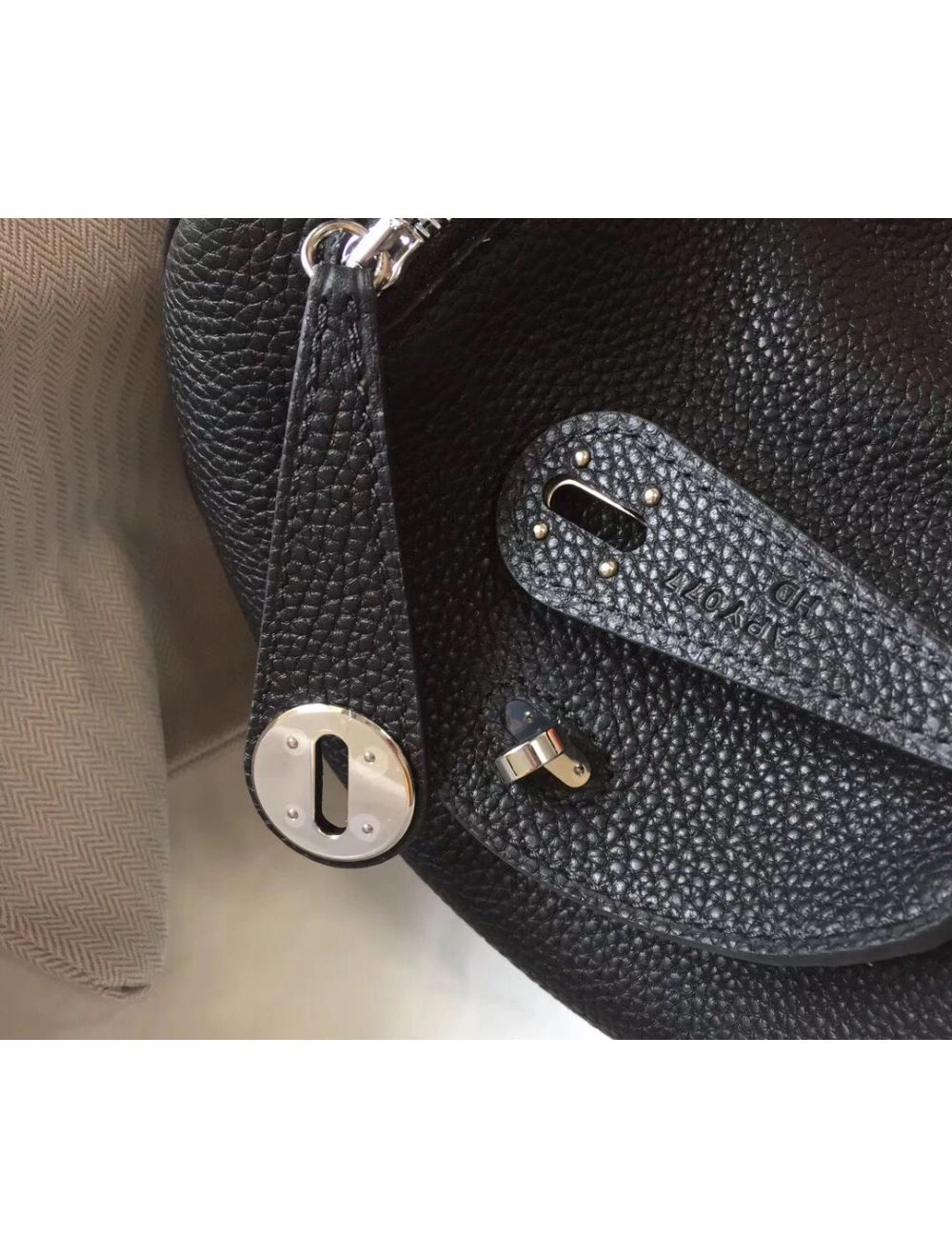 Hermes Lindy Mini Bag In Black Clemence Leather GHW