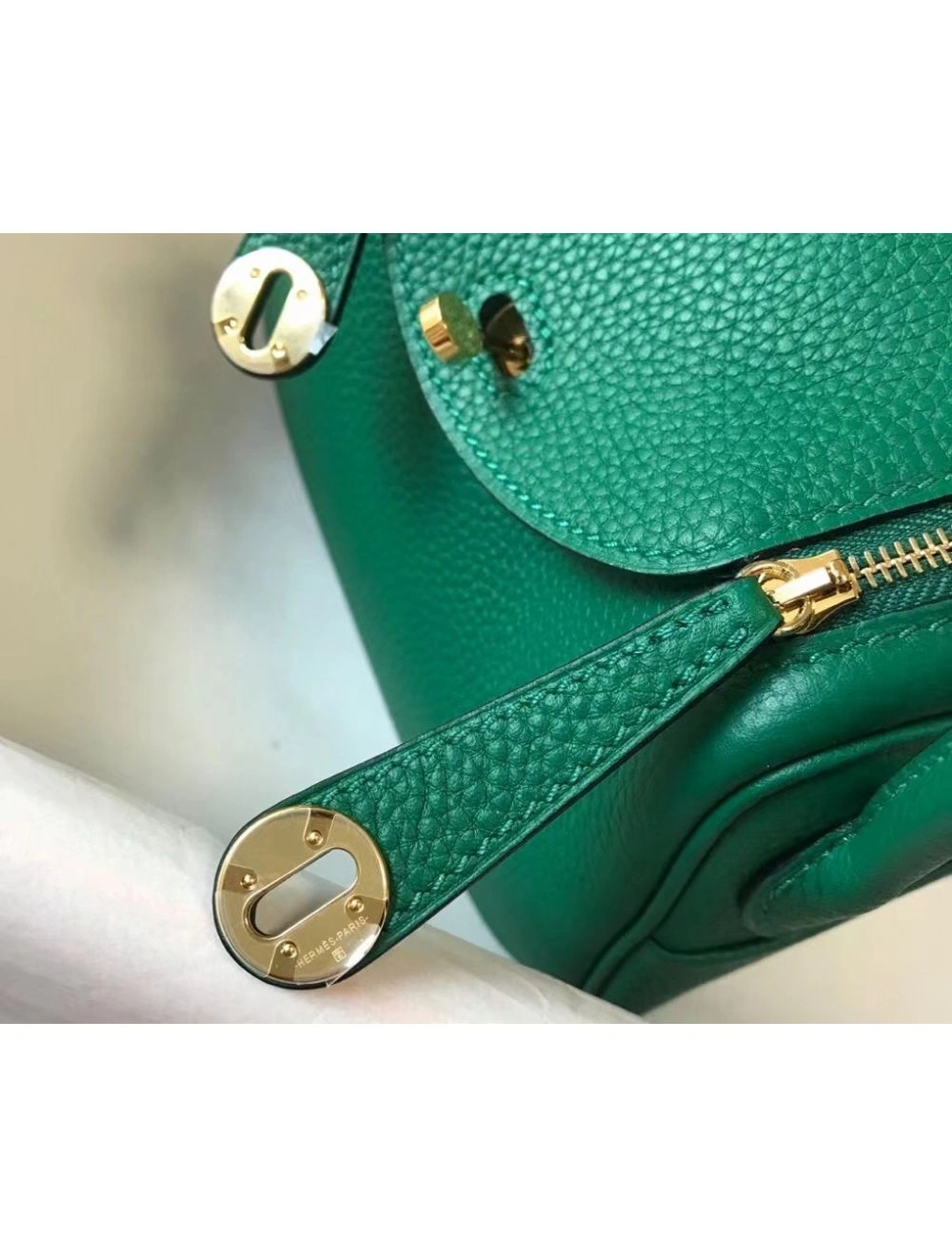 Hermes Lindy Mini Bag In Green Clemence Leather GHW