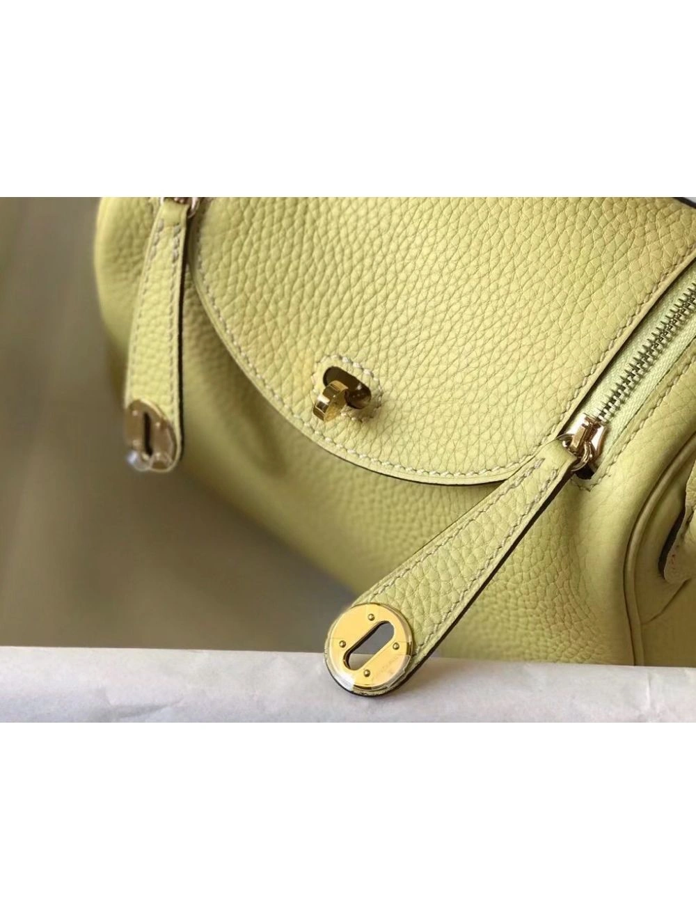 Hermes Lindy Mini Bag In Jaune Poussin Clemence Leather GHW