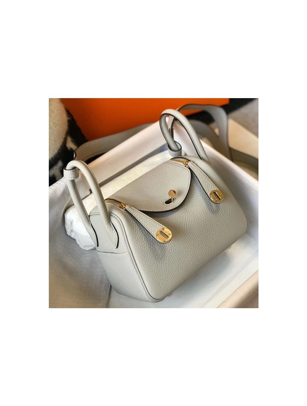 Hermes Lindy Mini Bag In Pearl Grey Clemence Leather GHW