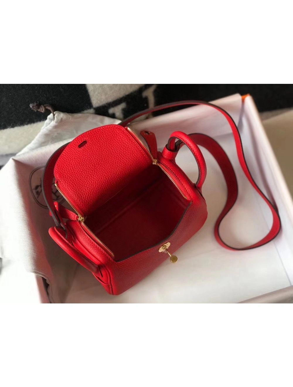 Hermes Lindy Mini Bag In Red Clemence Leather GHW
