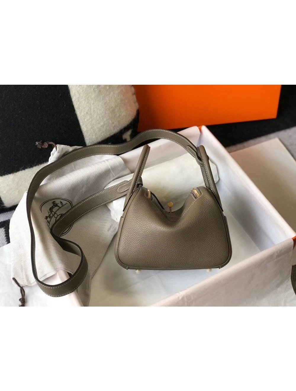 Hermes Lindy Mini Bag In Taupe Clemence Leather GHW