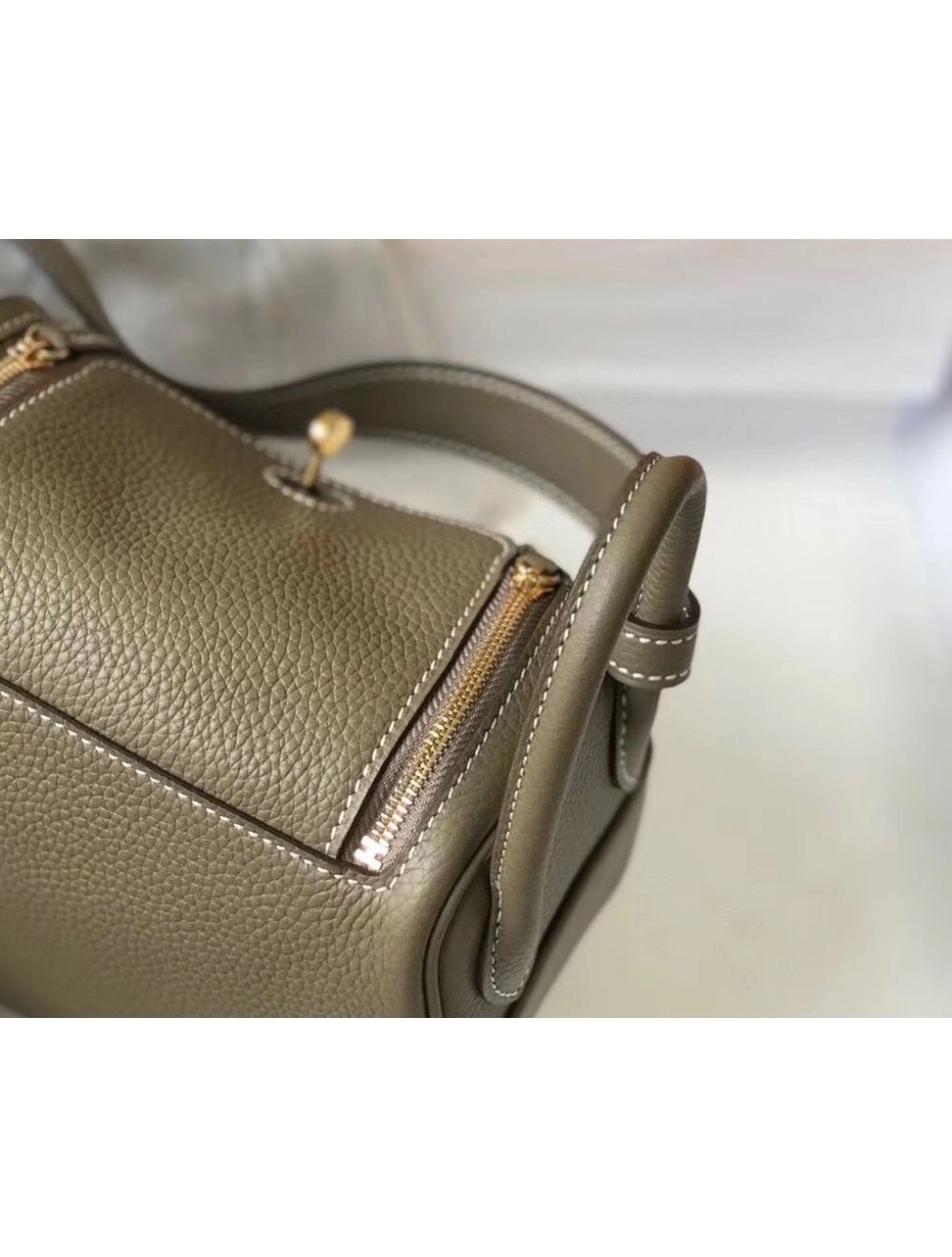 Hermes Lindy Mini Bag In Taupe Clemence Leather GHW