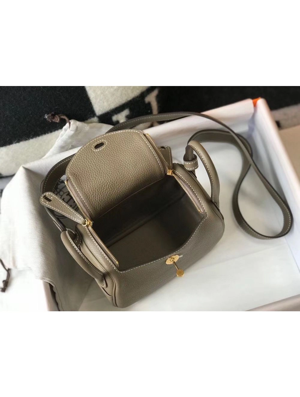 Hermes Lindy Mini Bag In Taupe Clemence Leather GHW