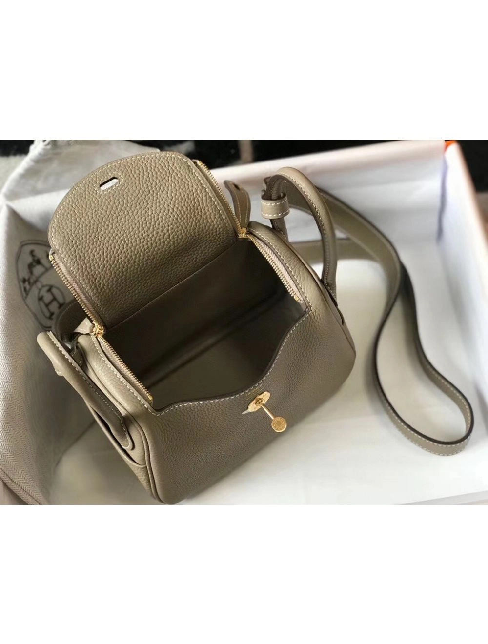 Hermes Lindy Mini Bag In Tourterelle Clemence Leather GHW